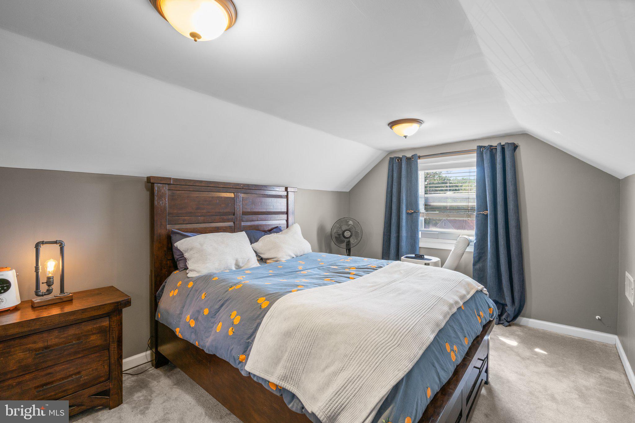 OAKLAND TERRACE - Residential