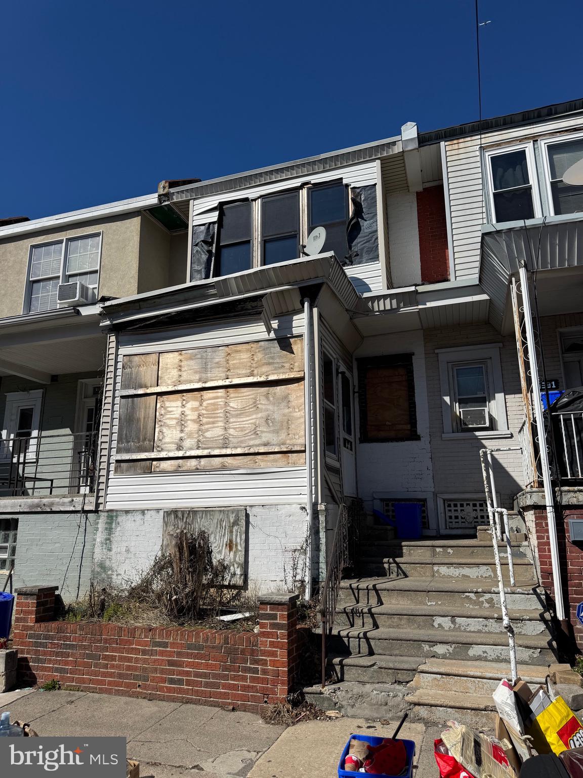 STRAWBERRY MANSION - Residential Income