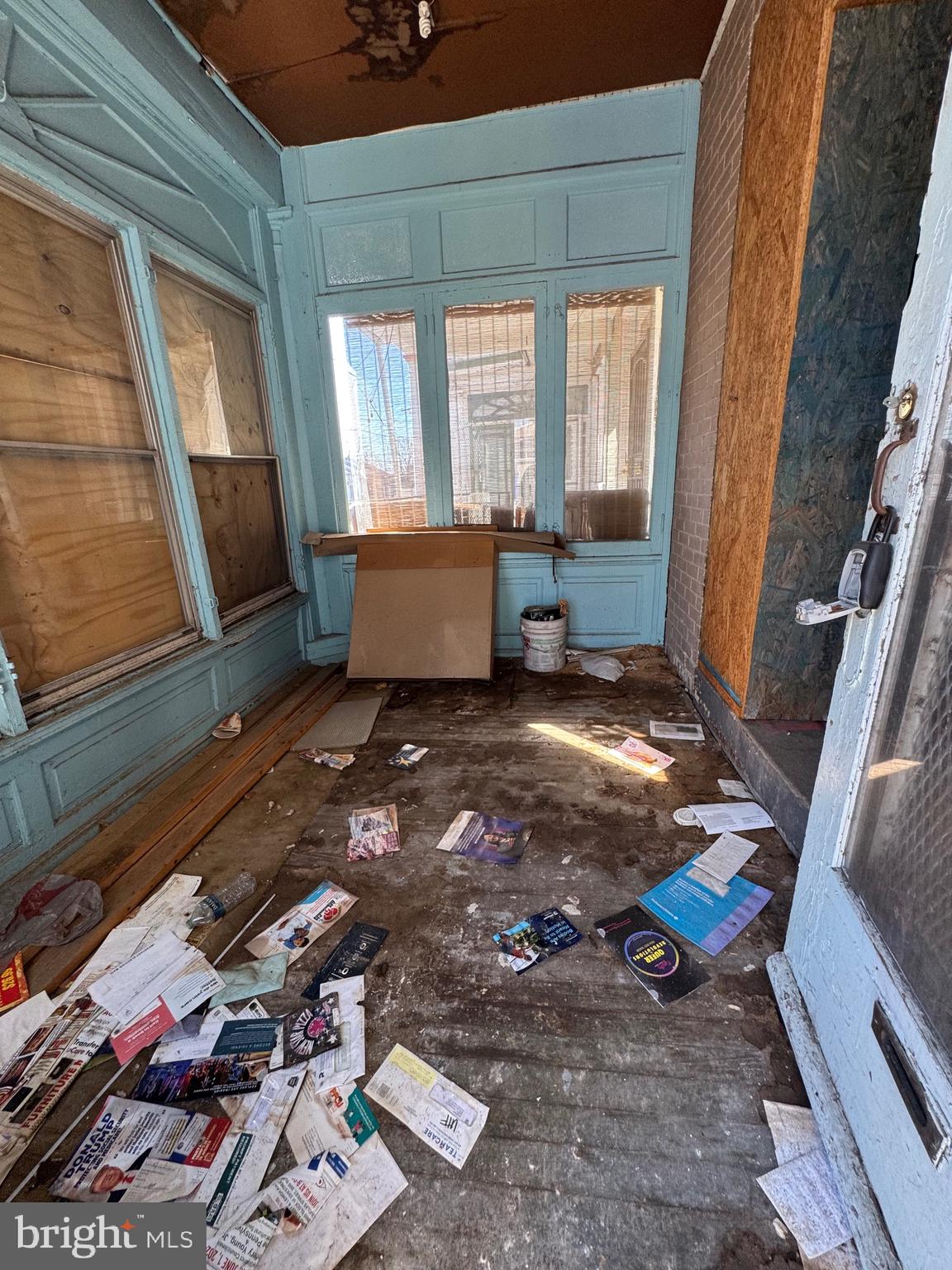 STRAWBERRY MANSION - Residential Income
