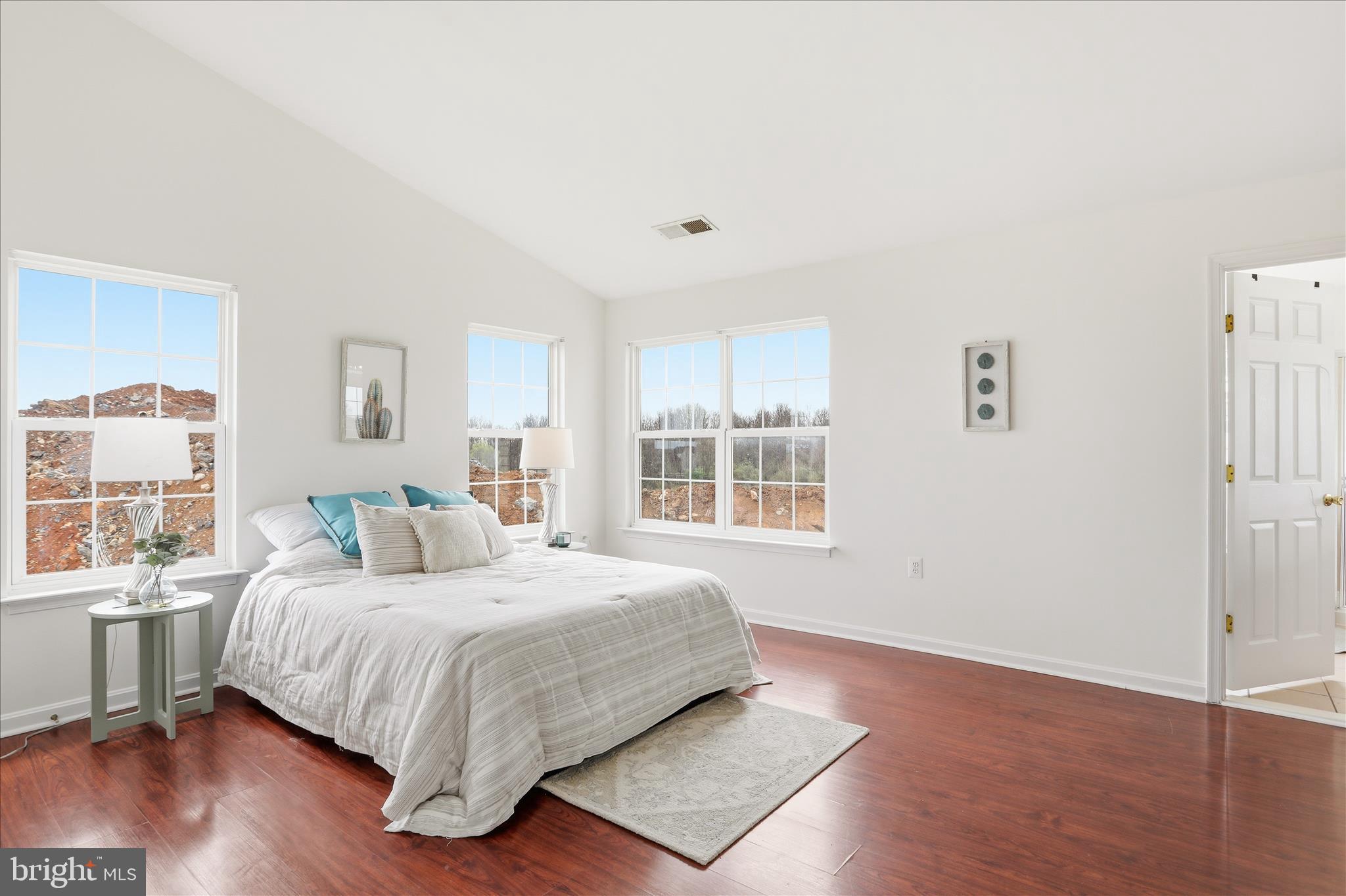 THE GALLERY - Residential