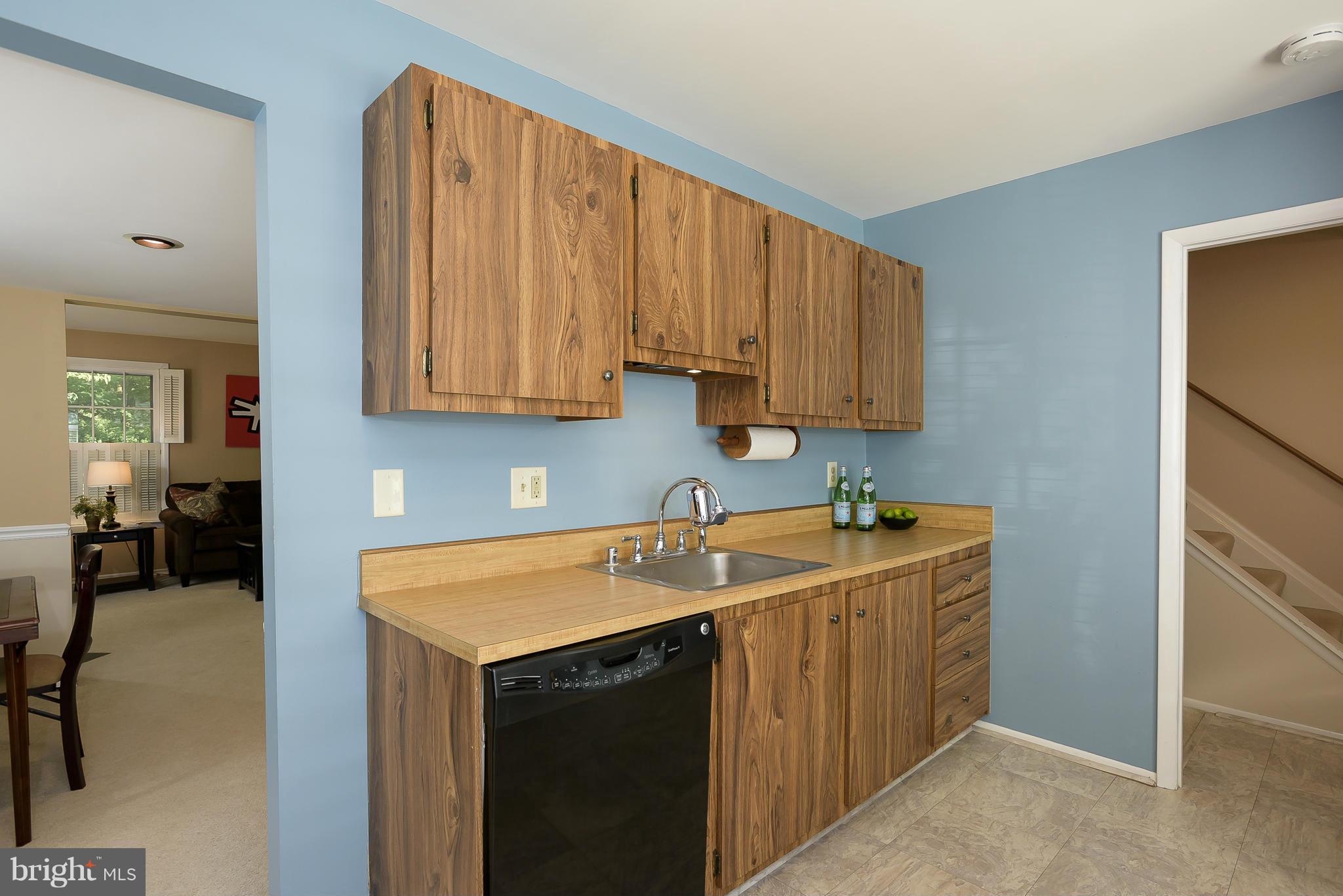 WHISPERING WOODS - Residential