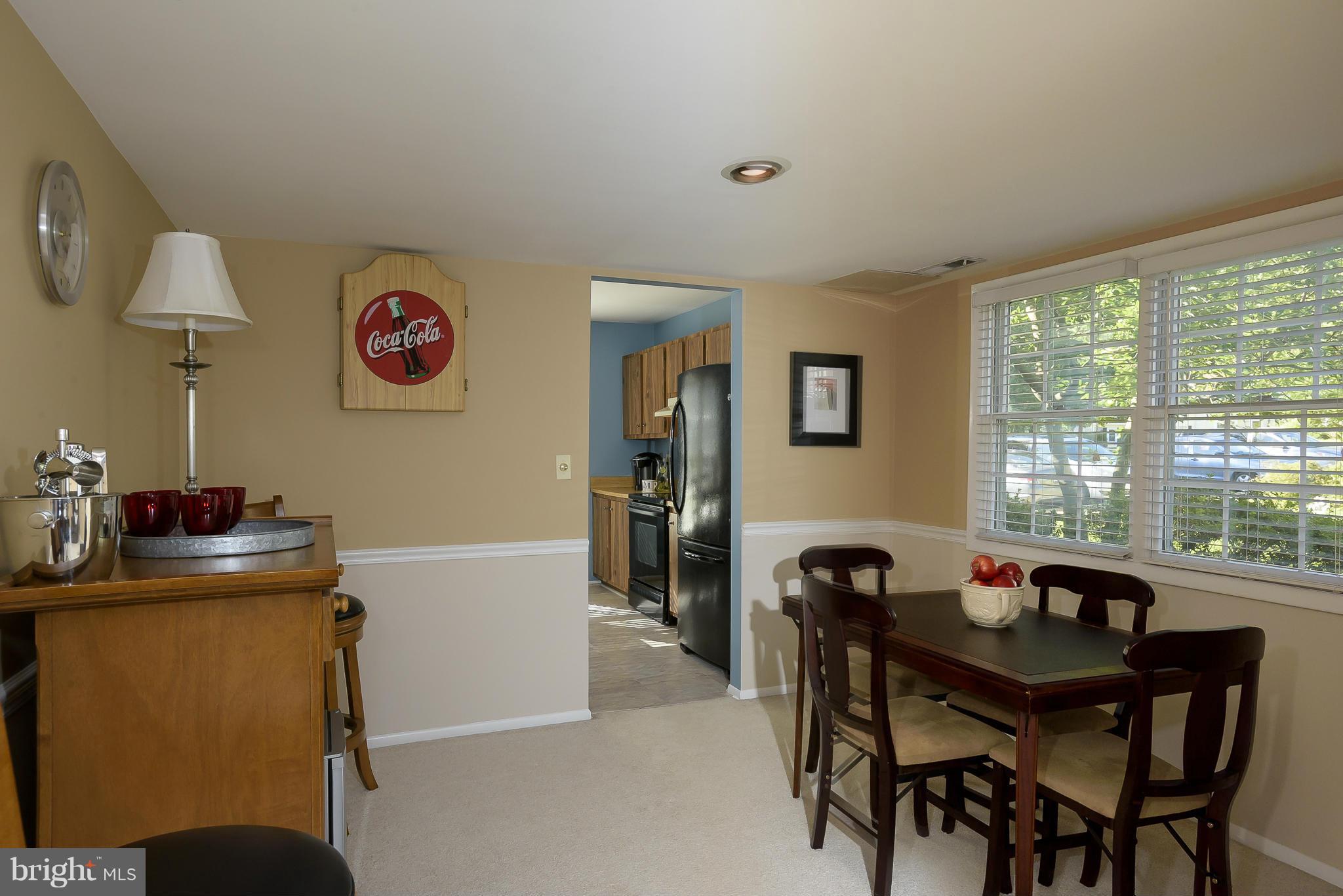 WHISPERING WOODS - Residential