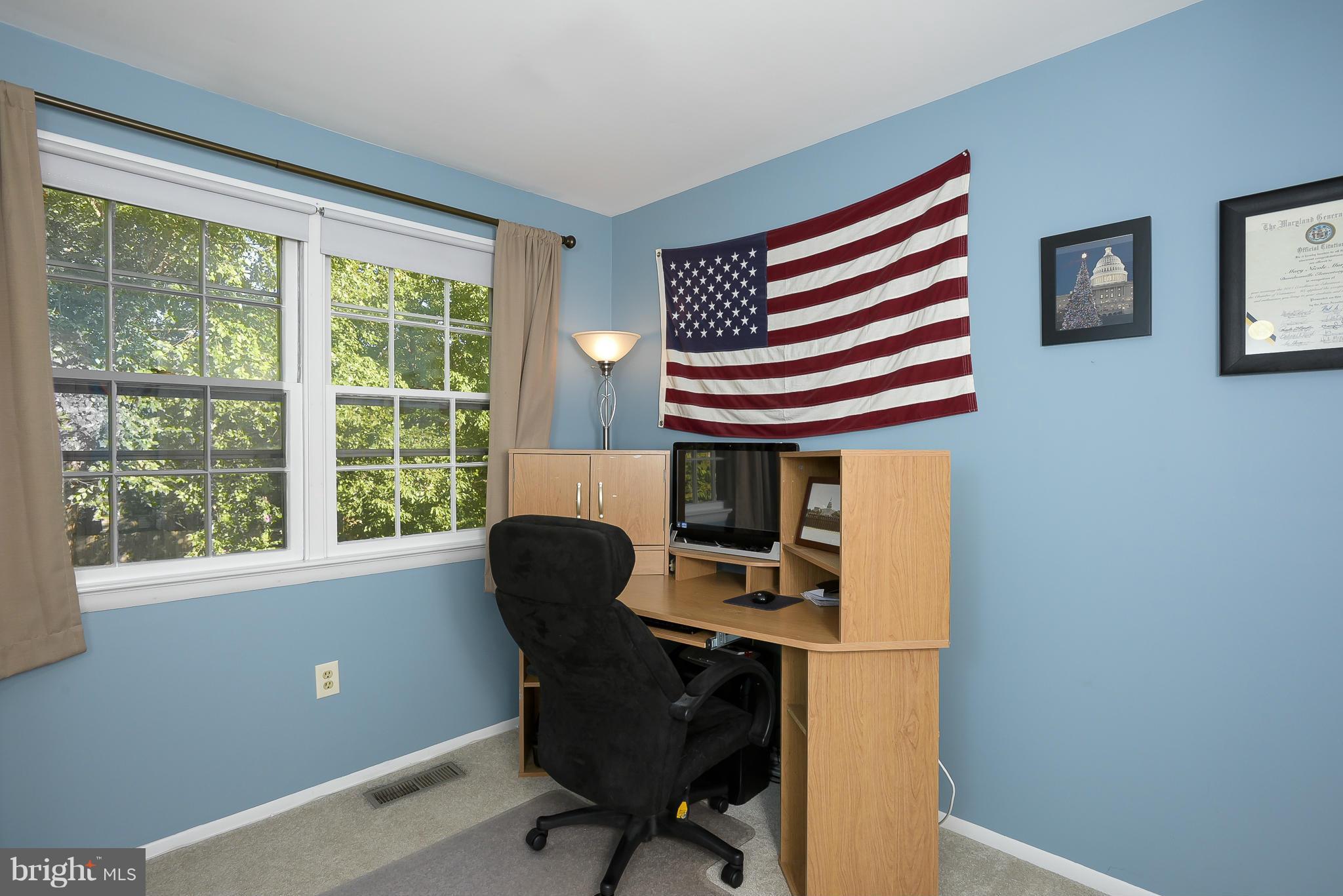 WHISPERING WOODS - Residential