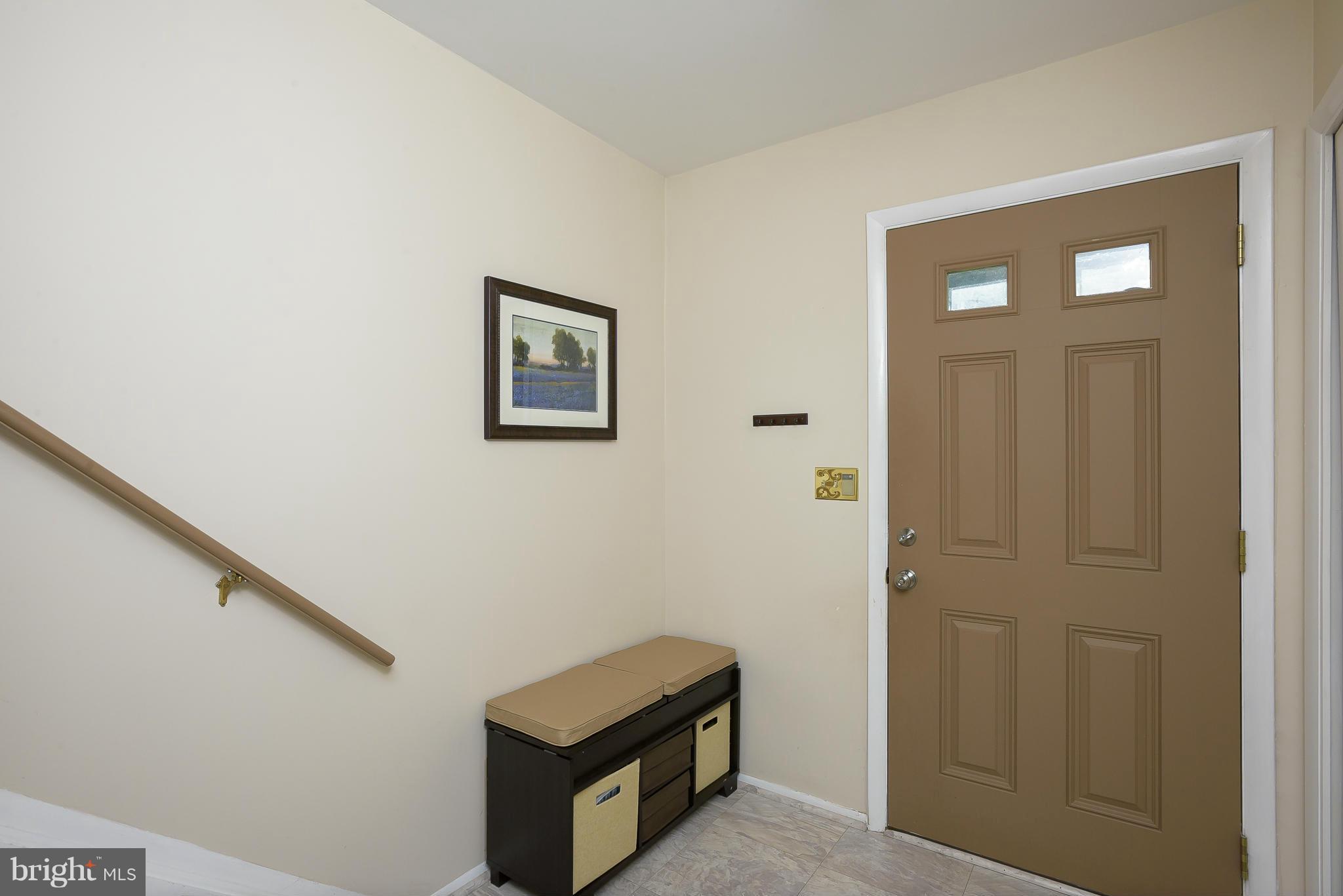 WHISPERING WOODS - Residential