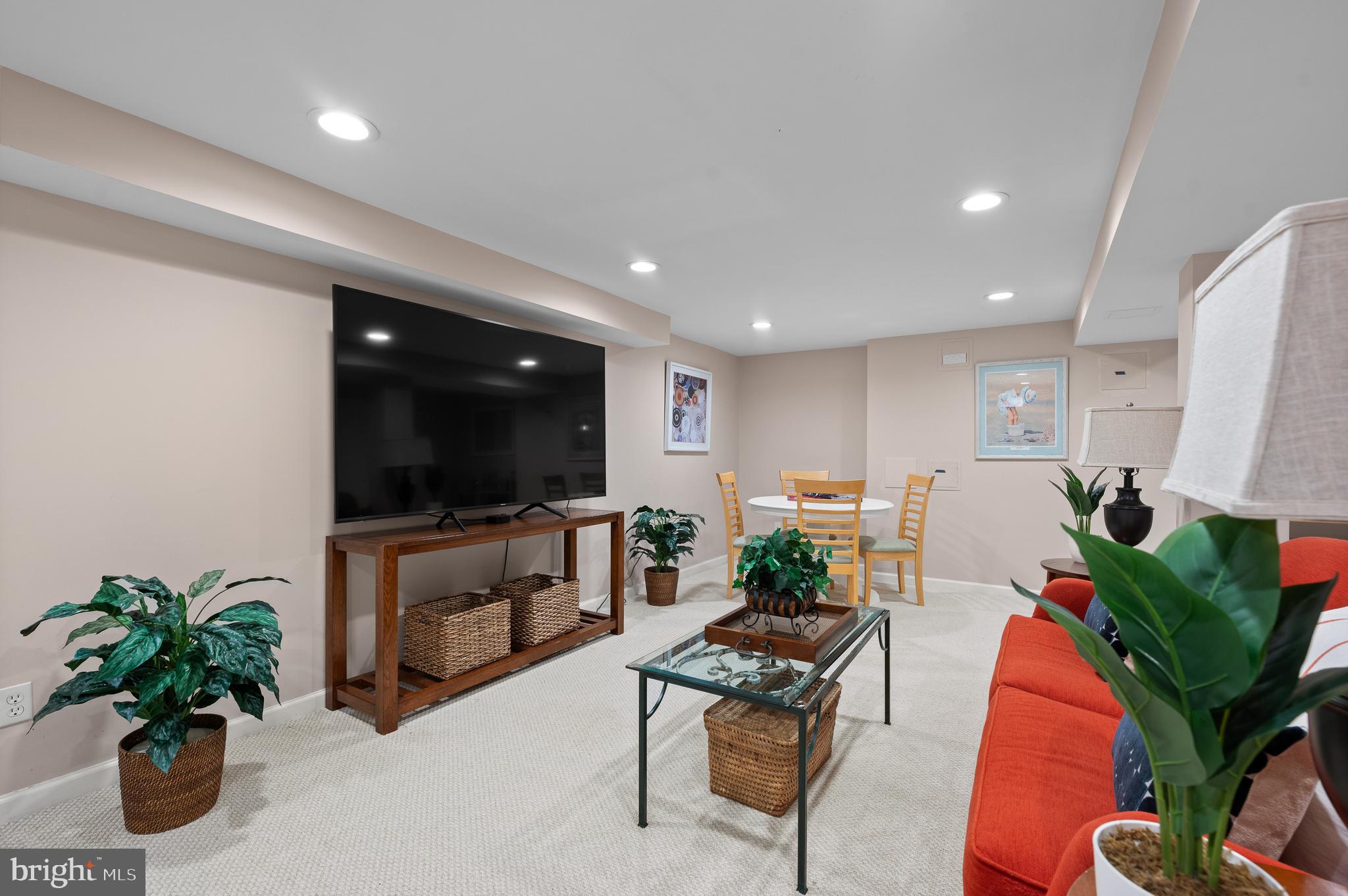 SOUTH WAYNE - Residential