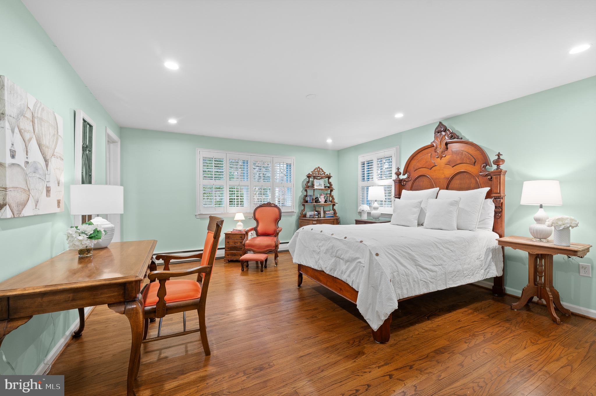 SOUTH WAYNE - Residential