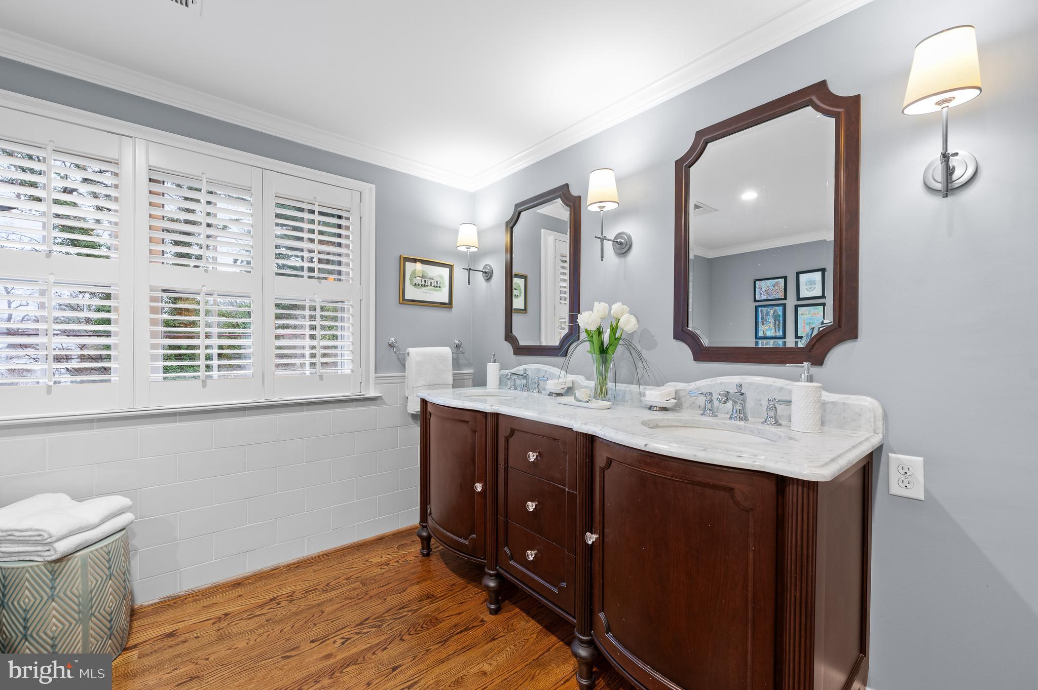 SOUTH WAYNE - Residential