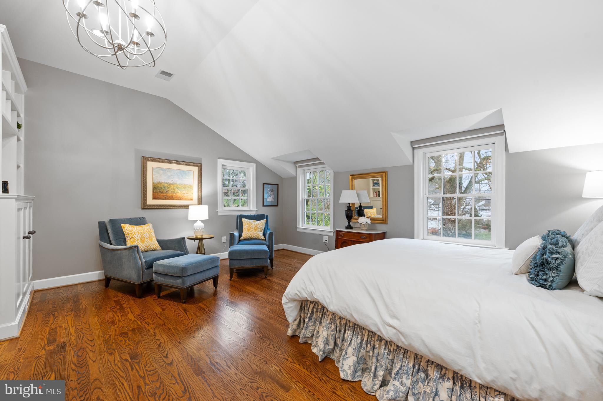 SOUTH WAYNE - Residential