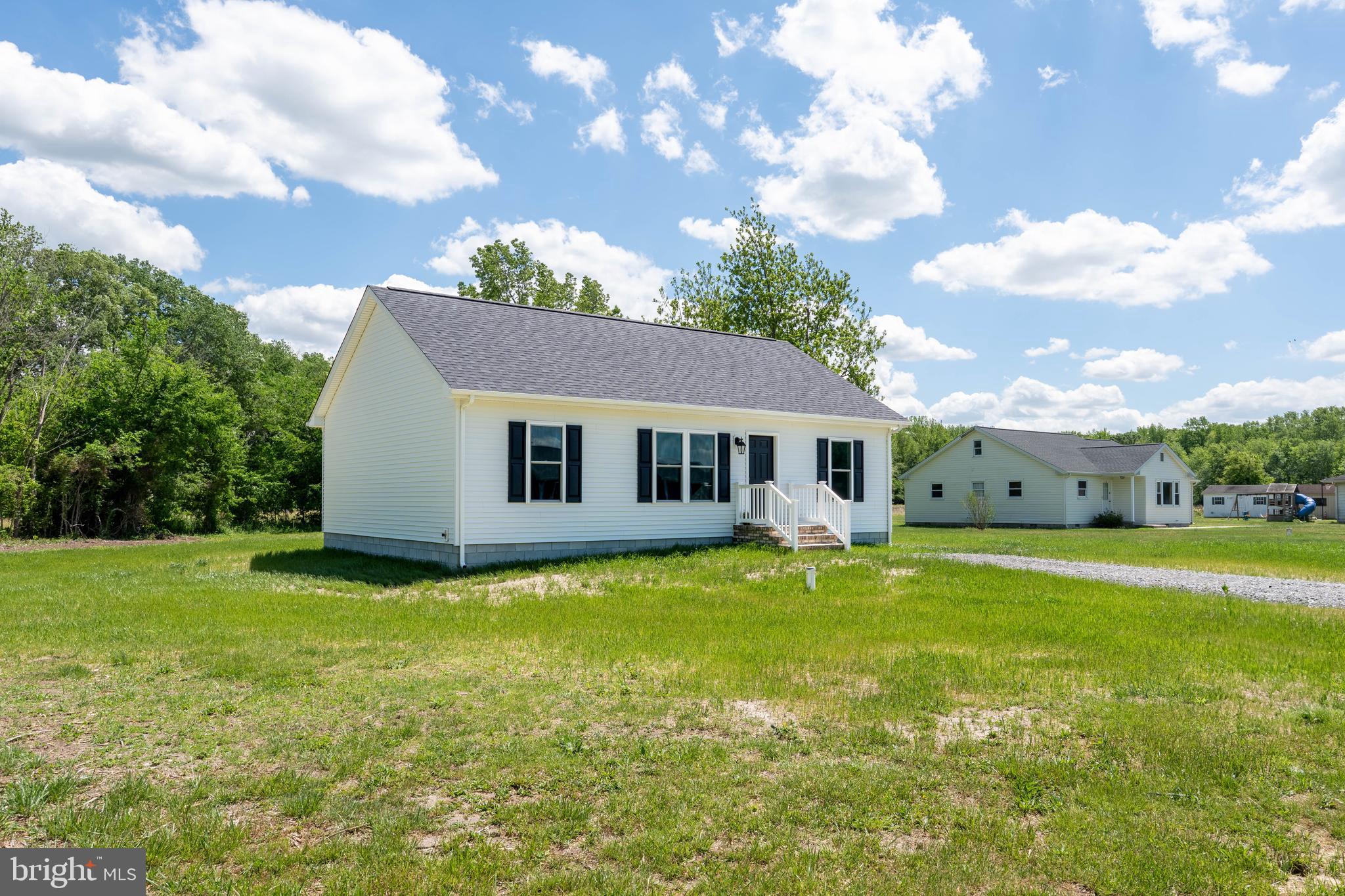 1424 PONY TRACK ROAD