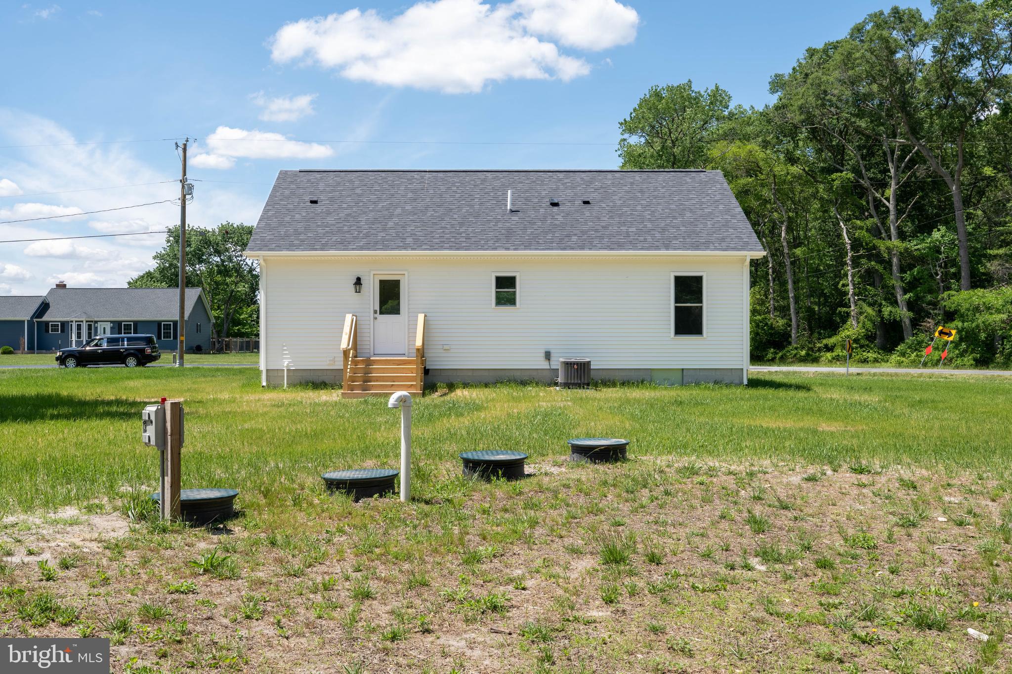1424 PONY TRACK ROAD