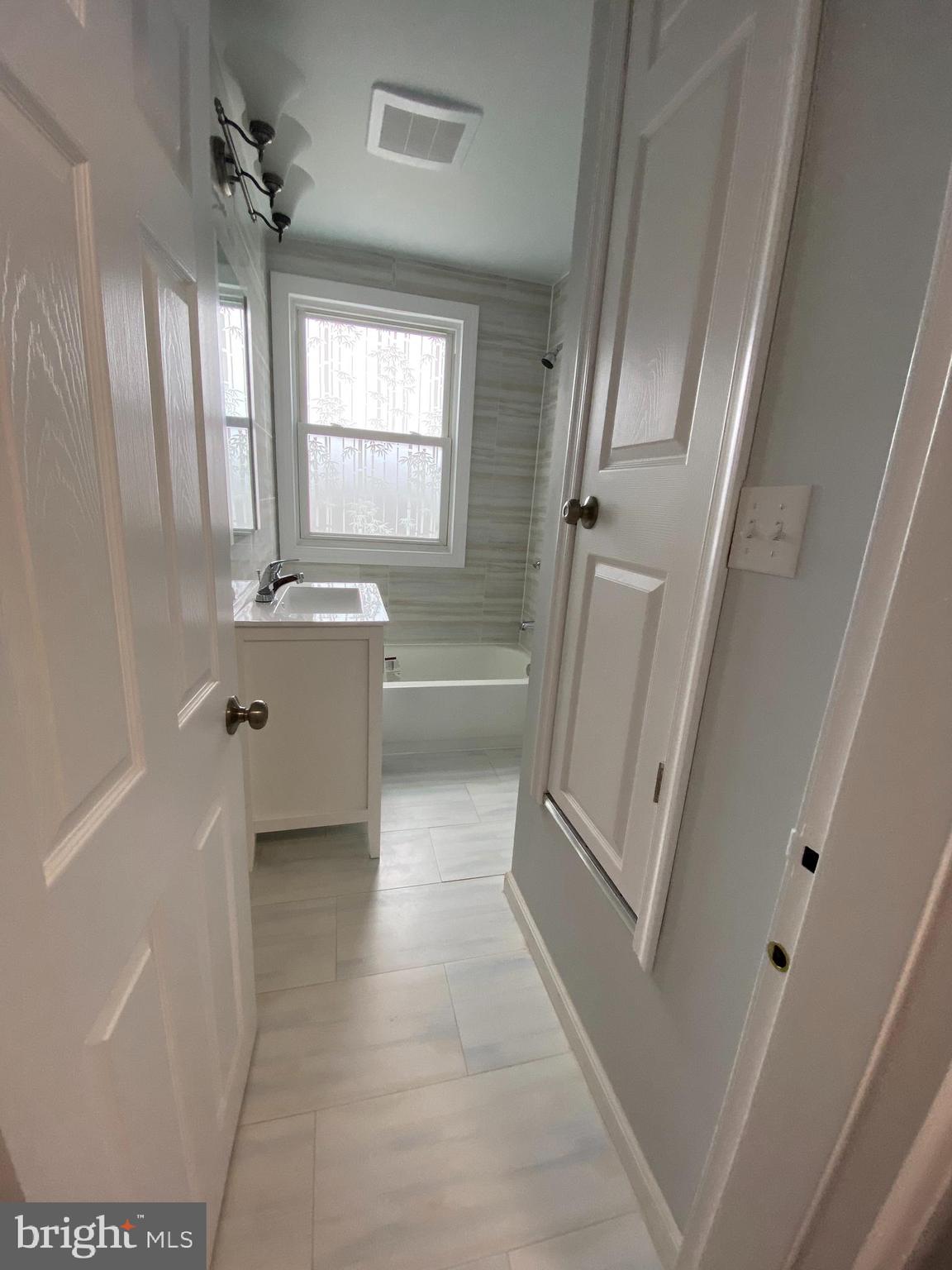 WEST EDMONDALE - Residential