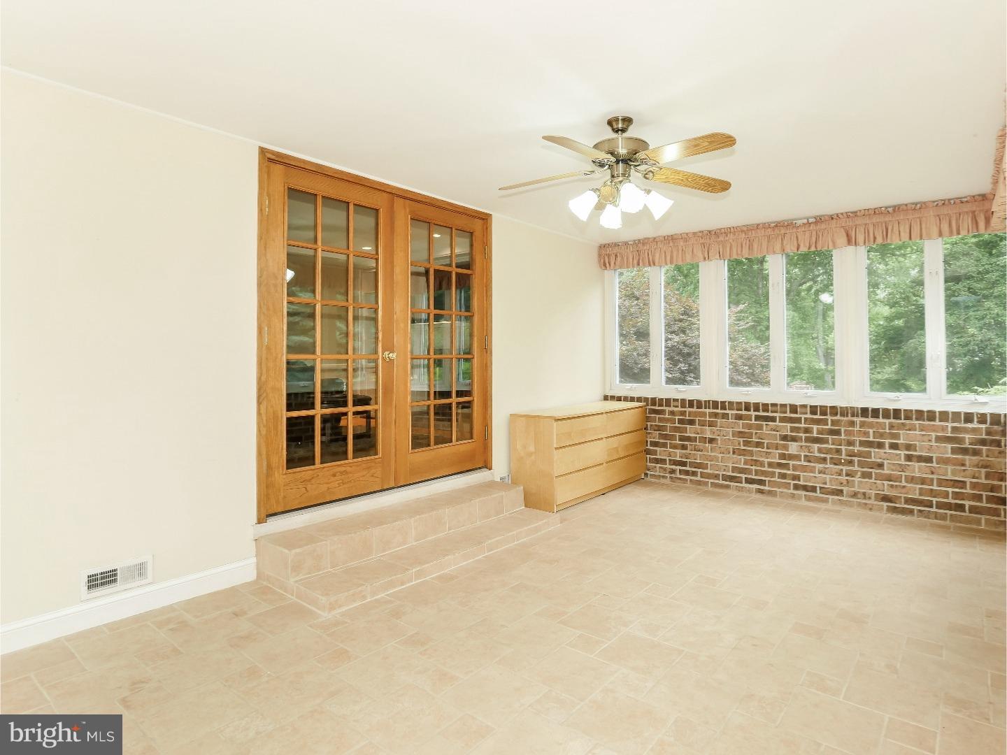 EAST RIDGE - Residential