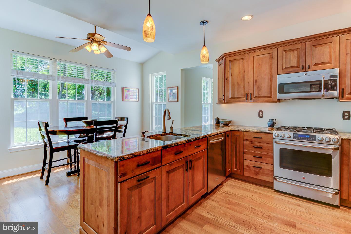 AUTUMN HILLS - Residential