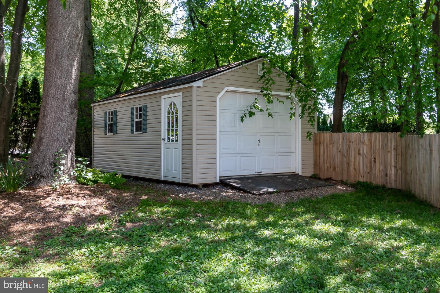 AUTUMN HILLS - Residential