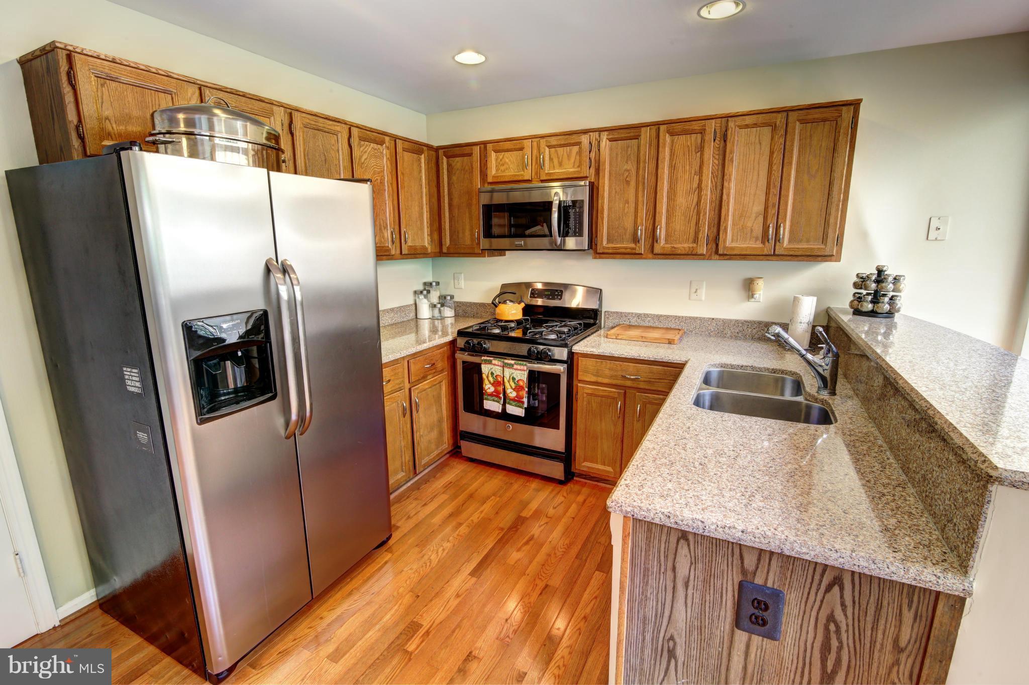 ASHBURN VILLAGE - Residential