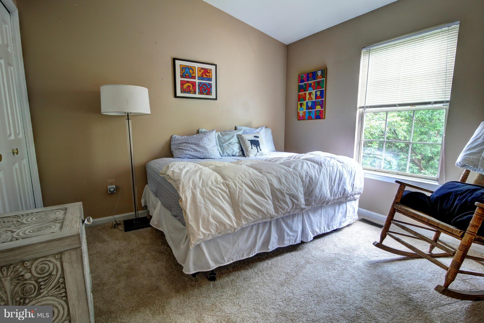 ASHBURN VILLAGE - Residential