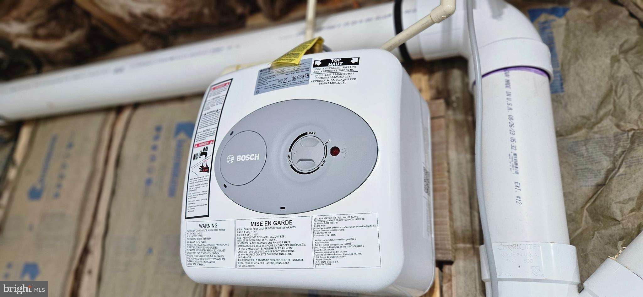 RIVER RIDGE - Residential