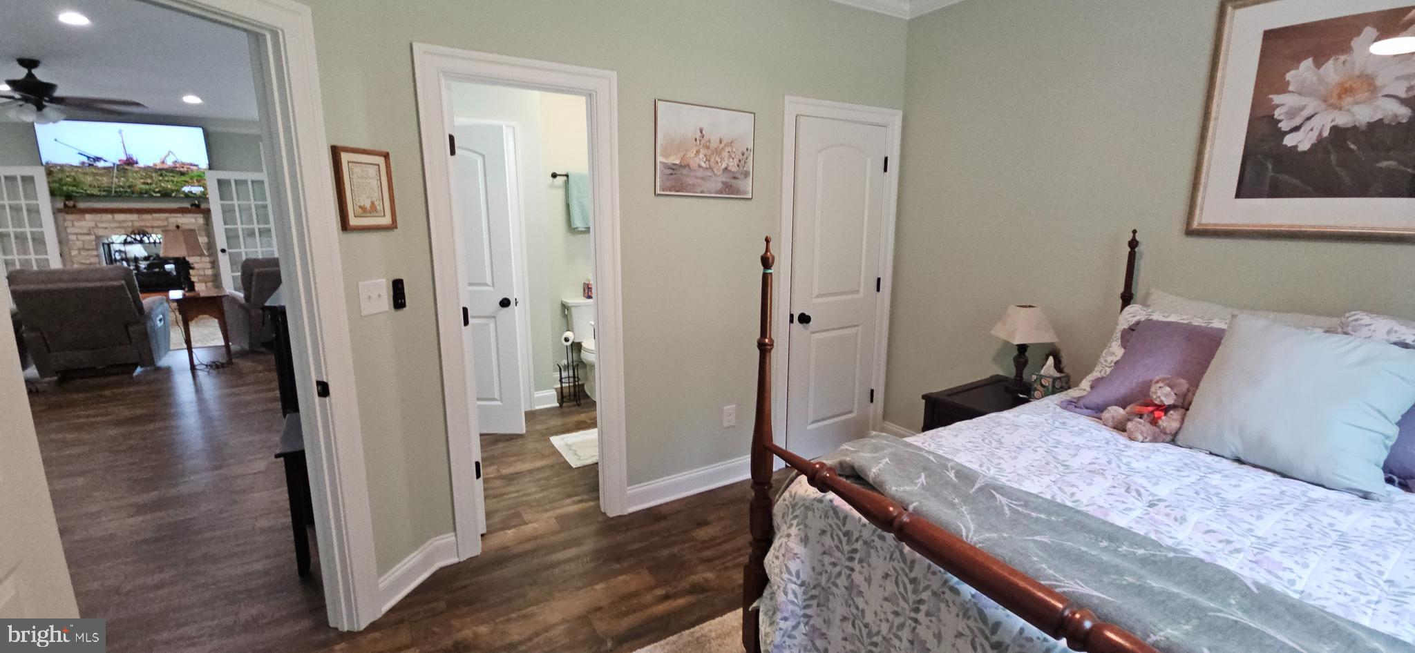 RIVER RIDGE - Residential