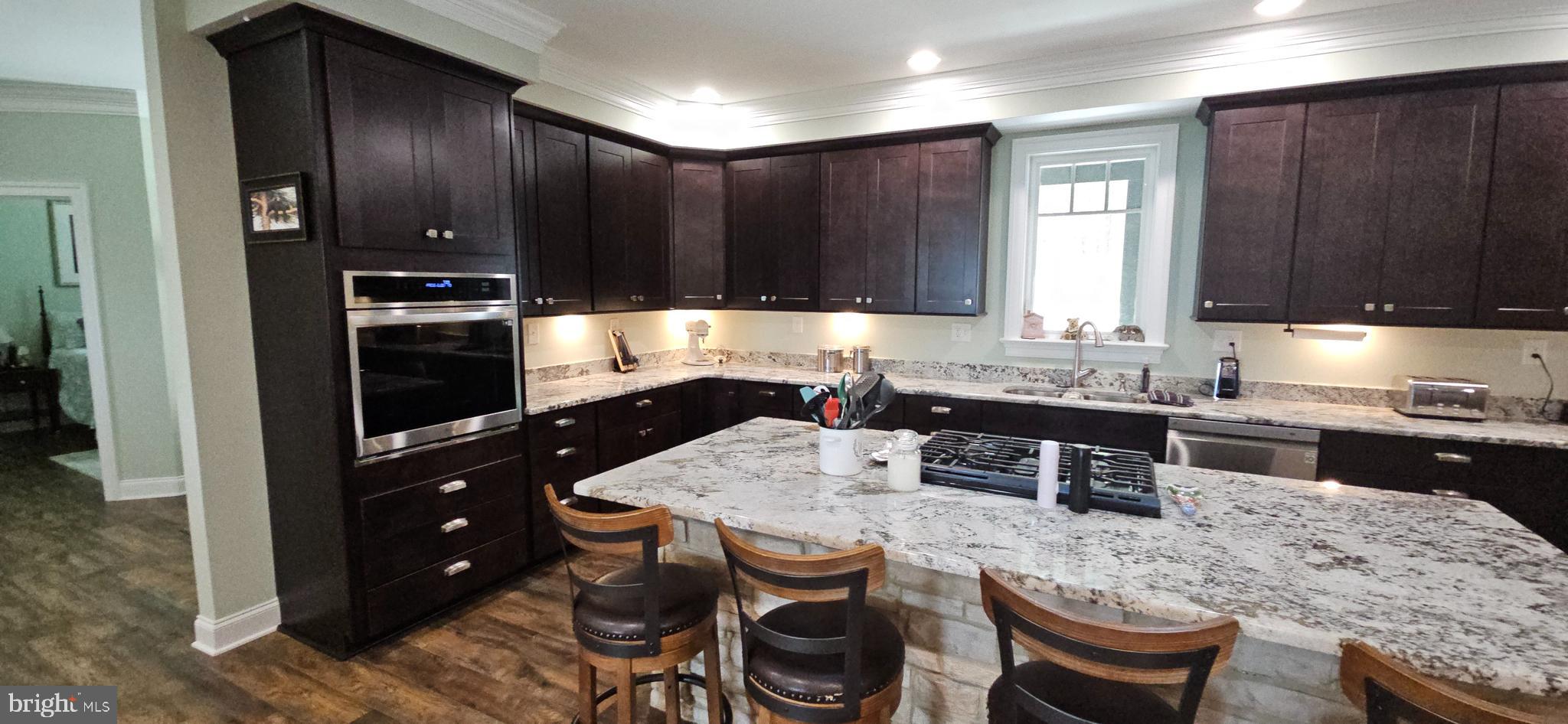 RIVER RIDGE - Residential