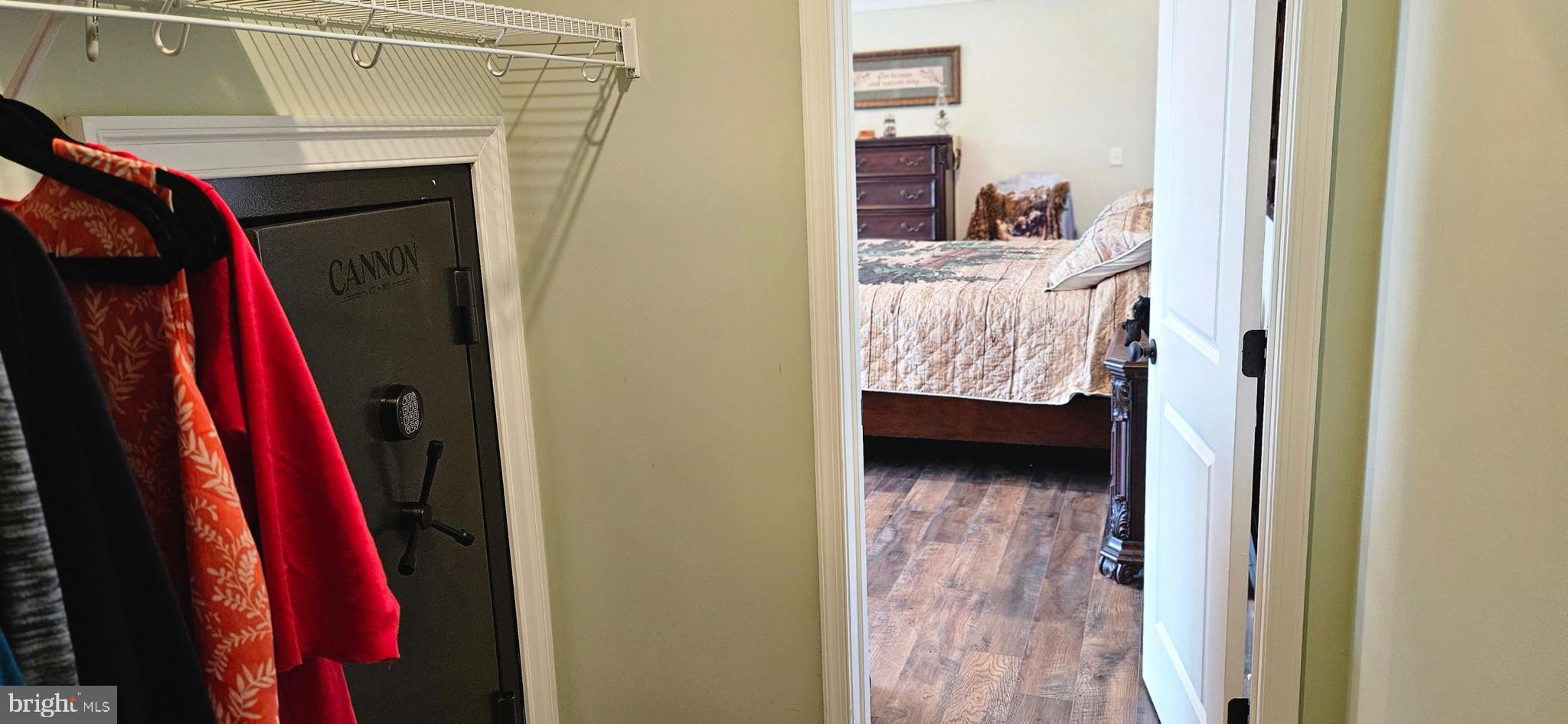 RIVER RIDGE - Residential