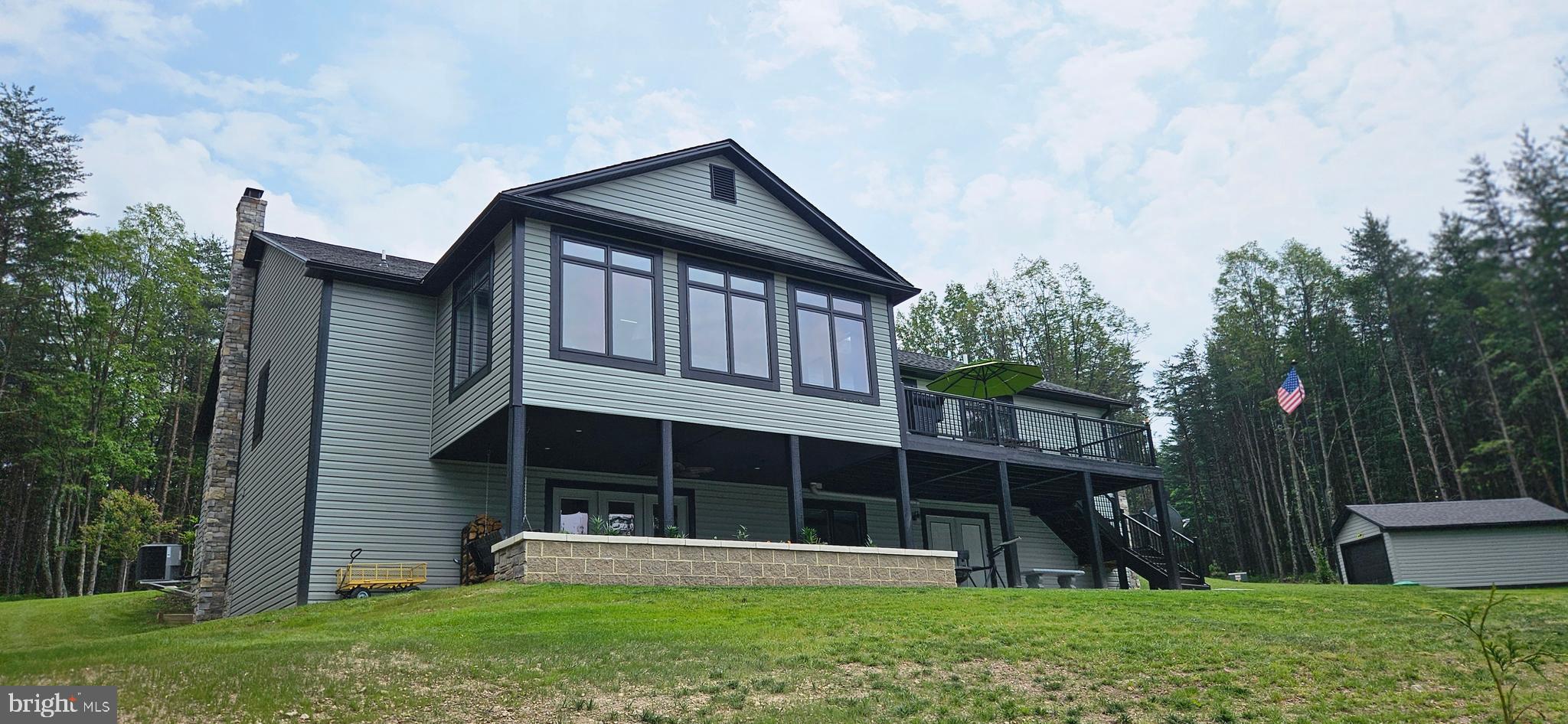 RIVER RIDGE - Residential