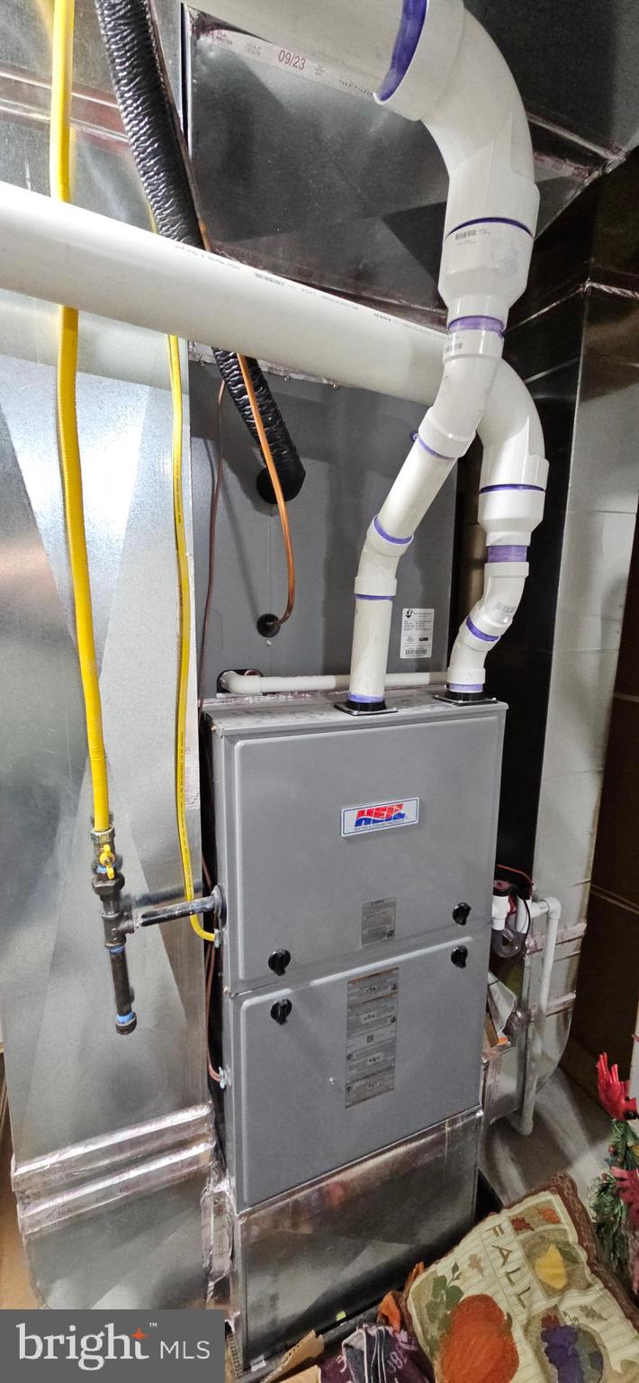 RIVER RIDGE - Residential