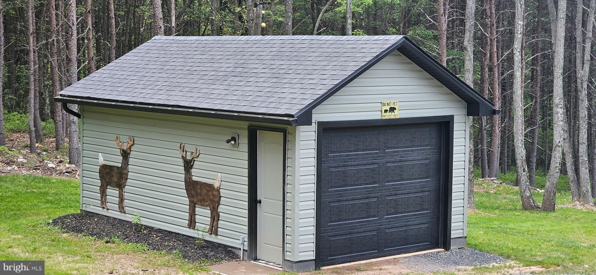 RIVER RIDGE - Residential