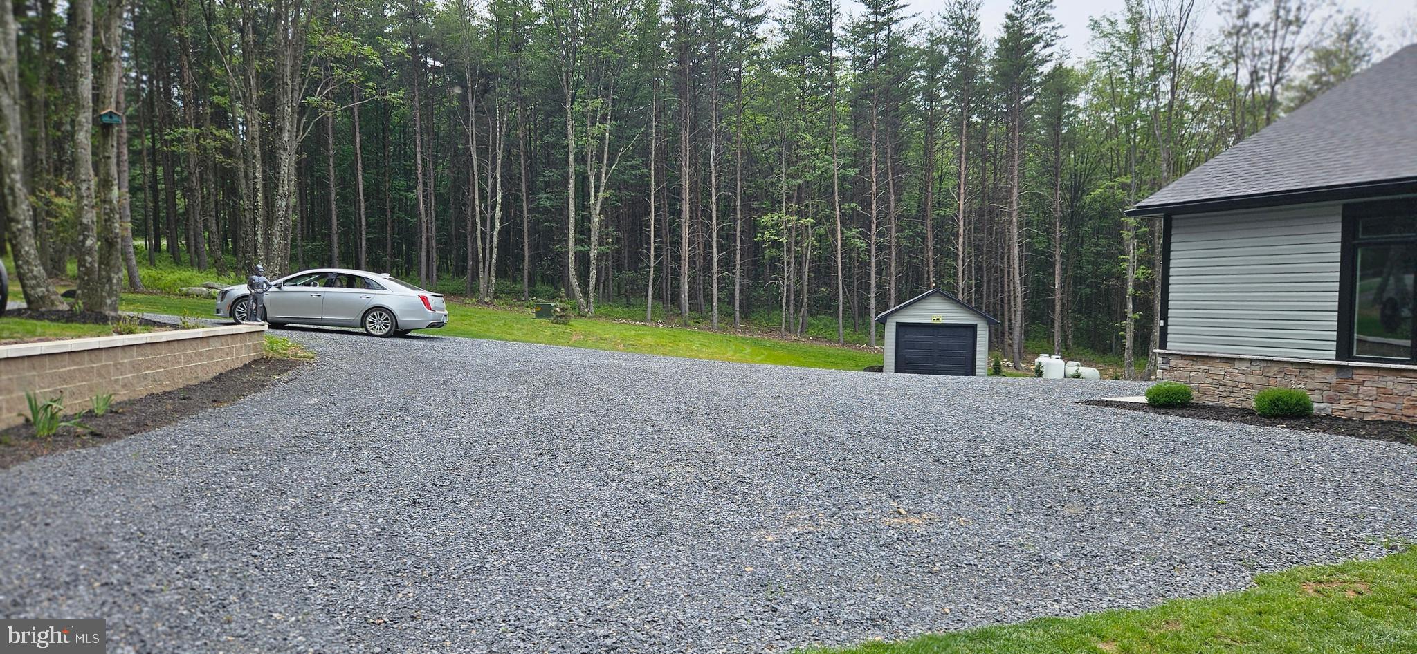 RIVER RIDGE - Residential