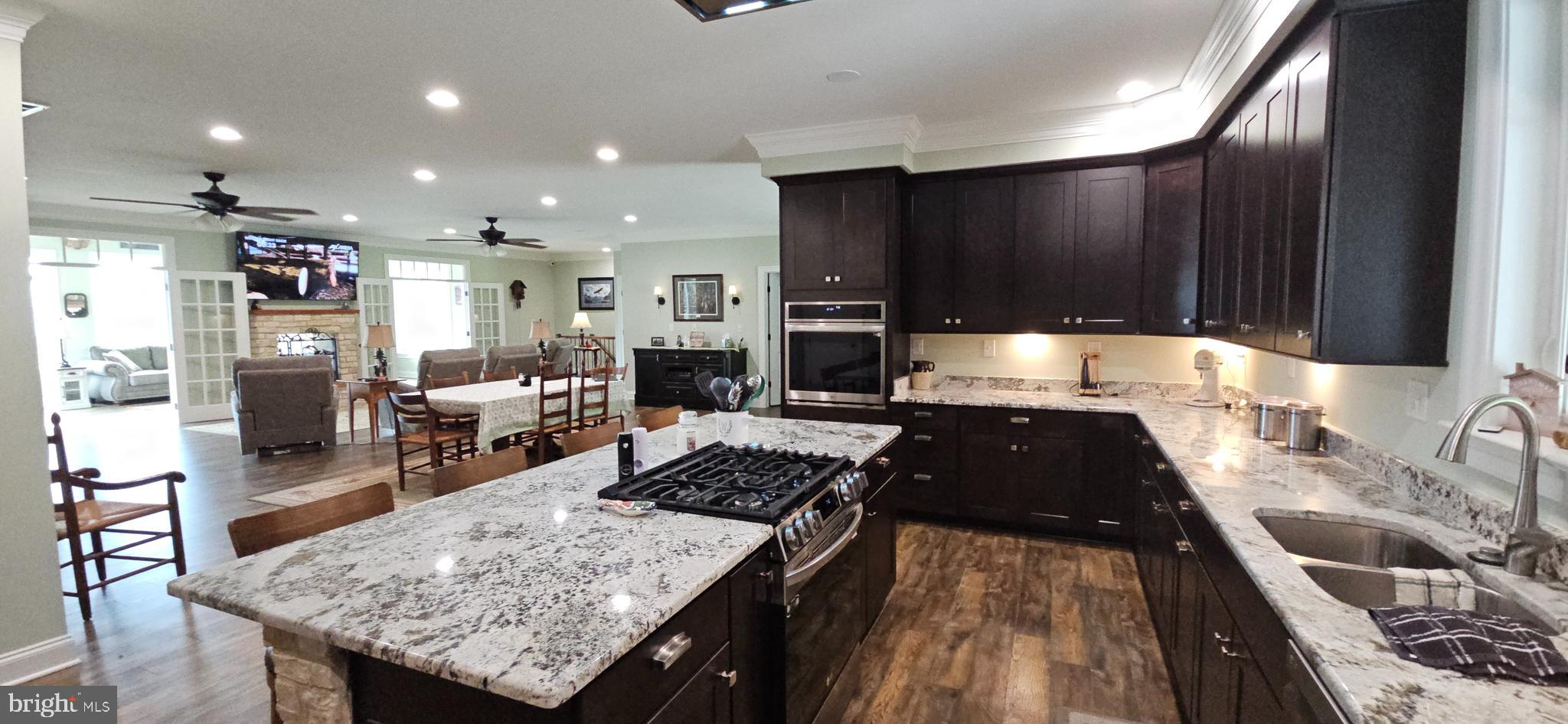 RIVER RIDGE - Residential