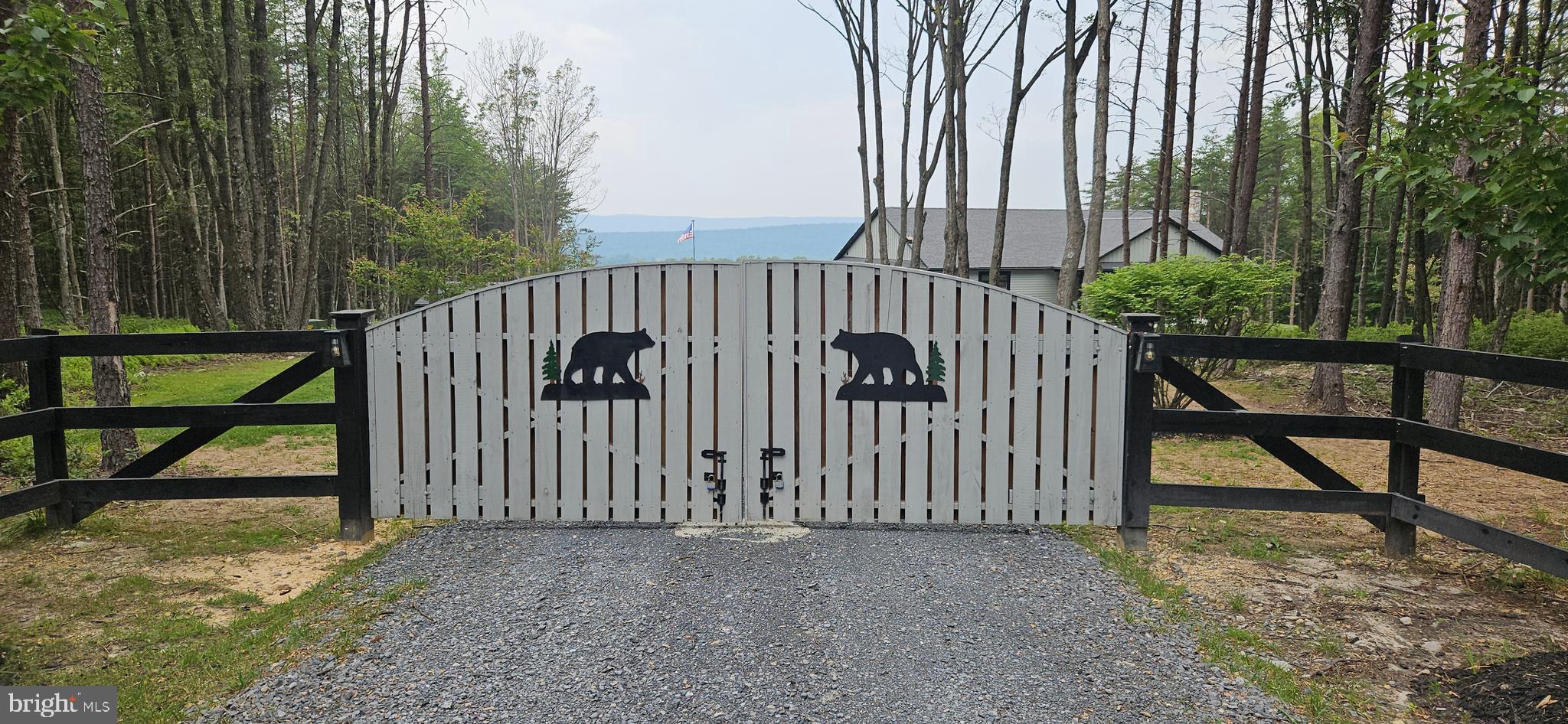 RIVER RIDGE - Residential