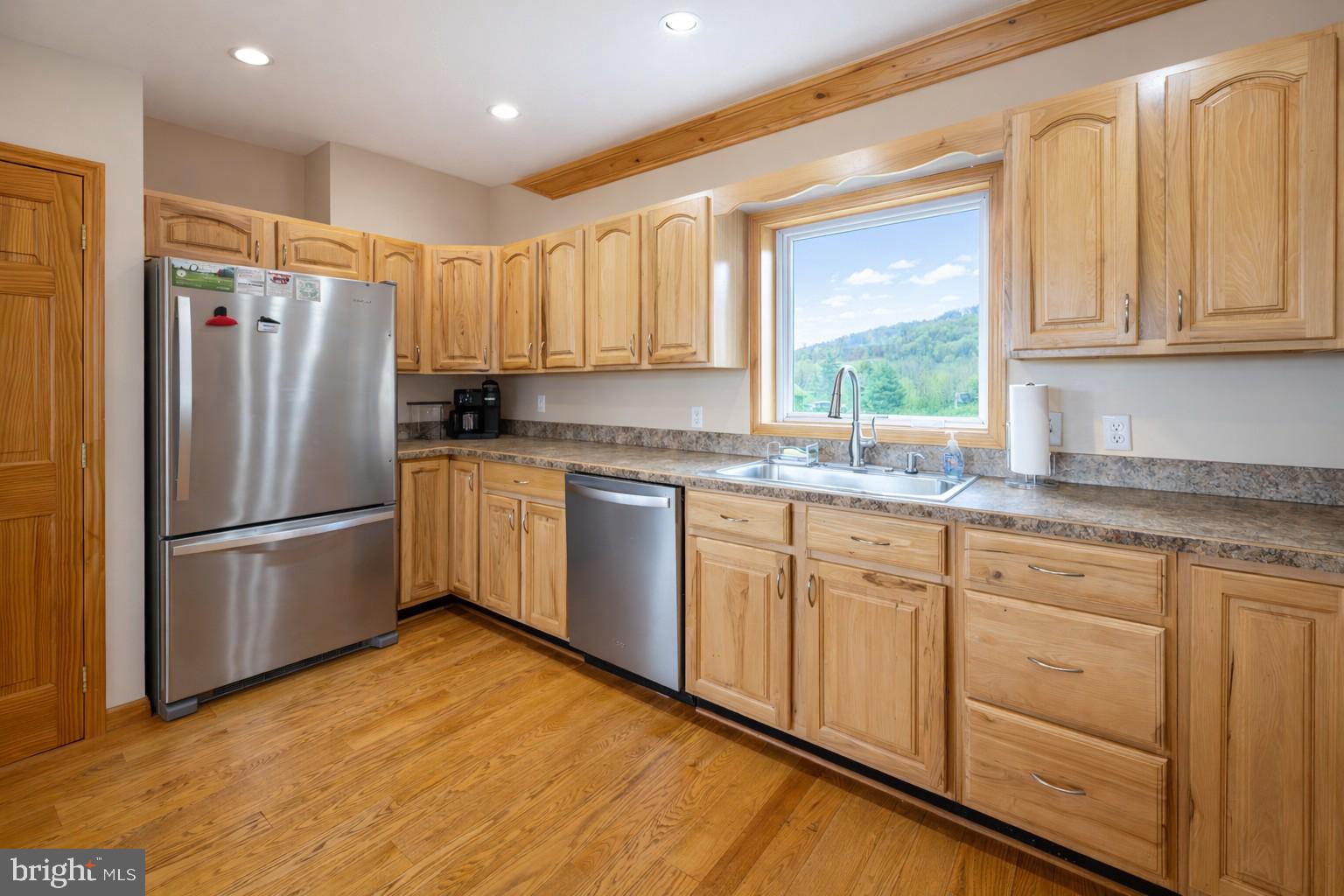 PARADISE POINT - Residential