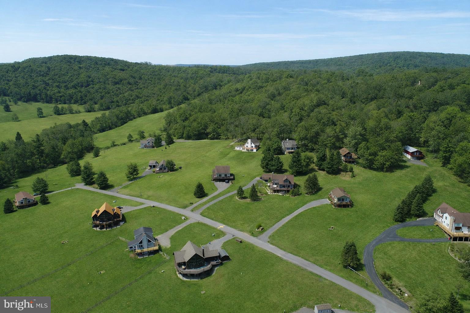 PARADISE POINT - Residential