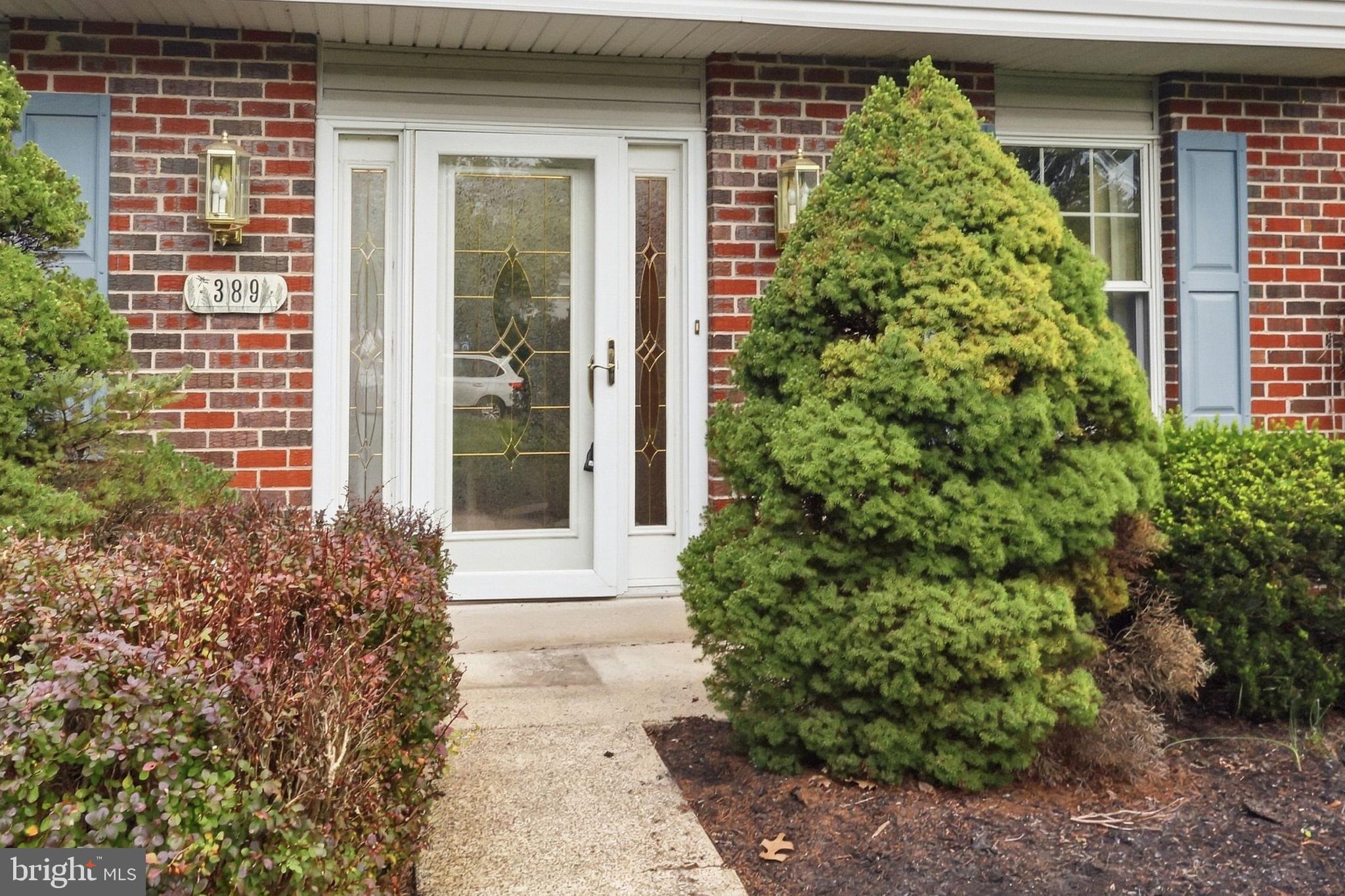 389 UPPER HOLLAND ROAD
