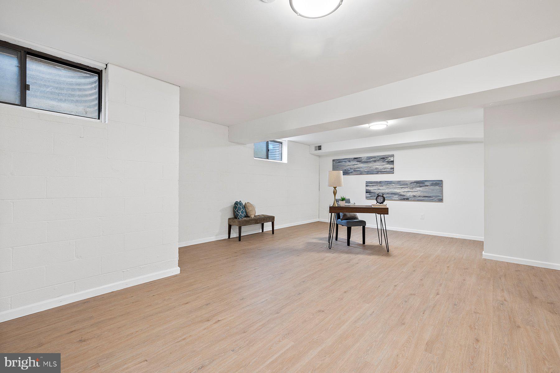 STRATHMORE PLACE - Residential