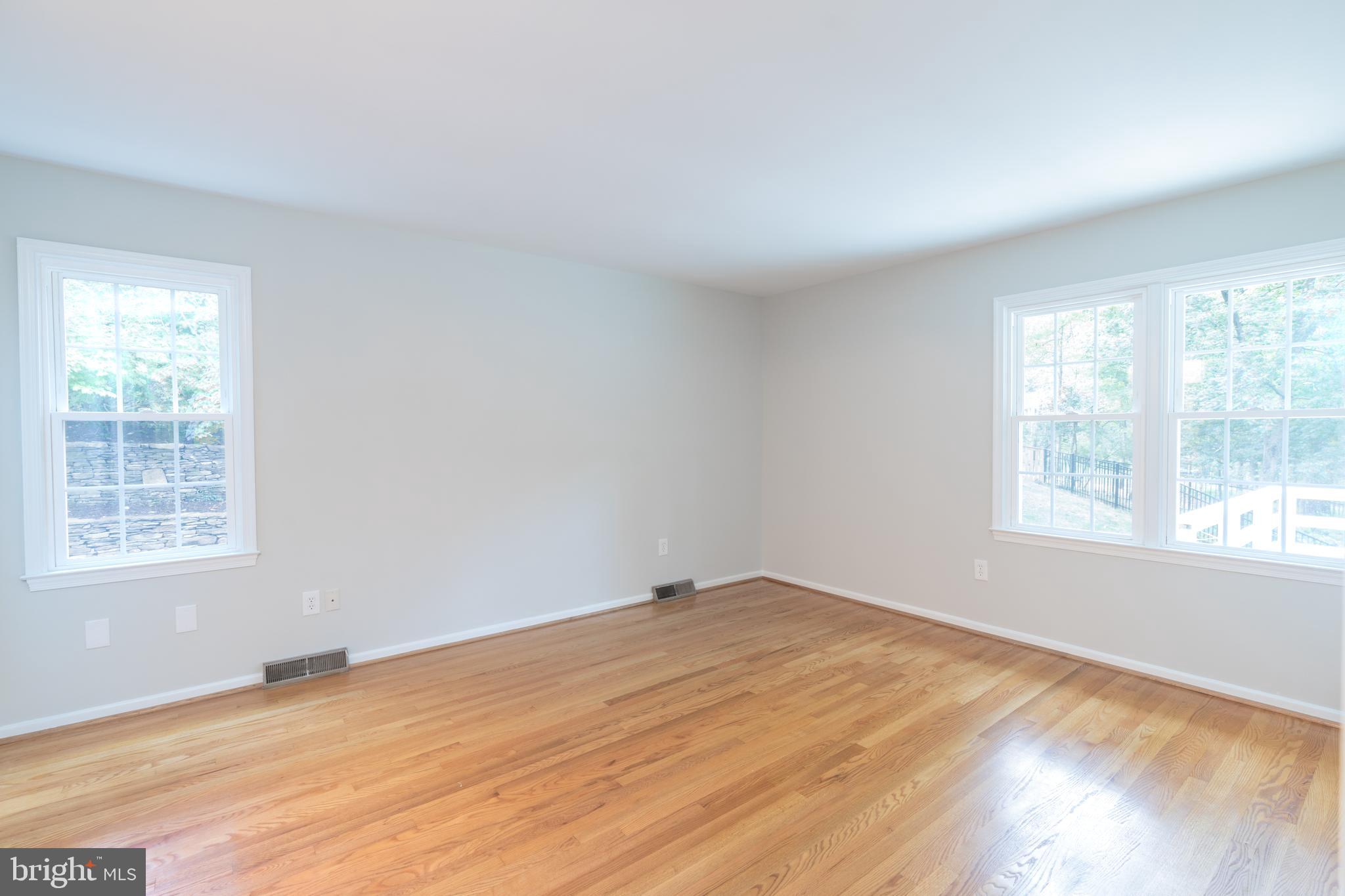 TANGLEWOOD - Residential