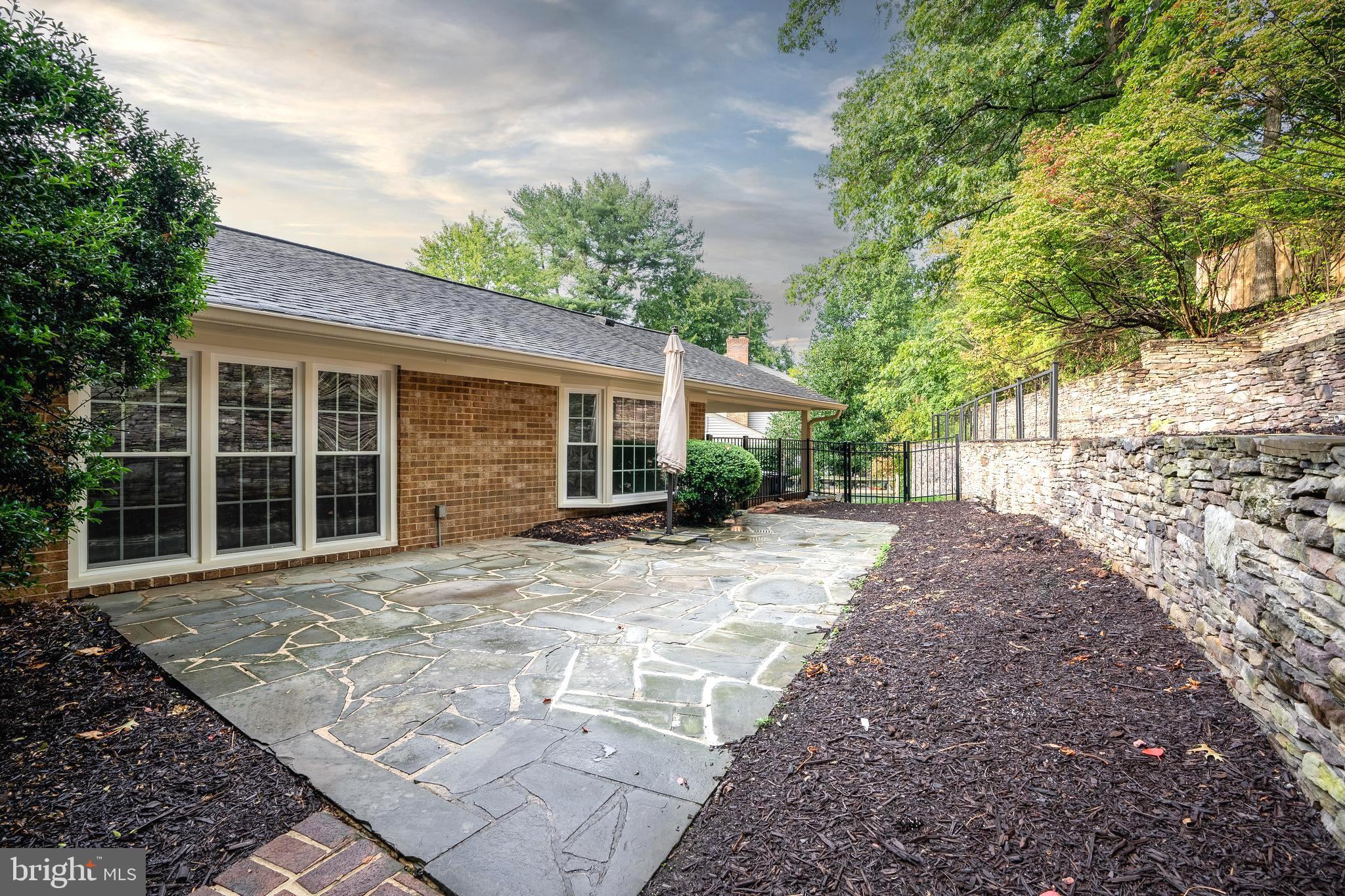 TANGLEWOOD - Residential