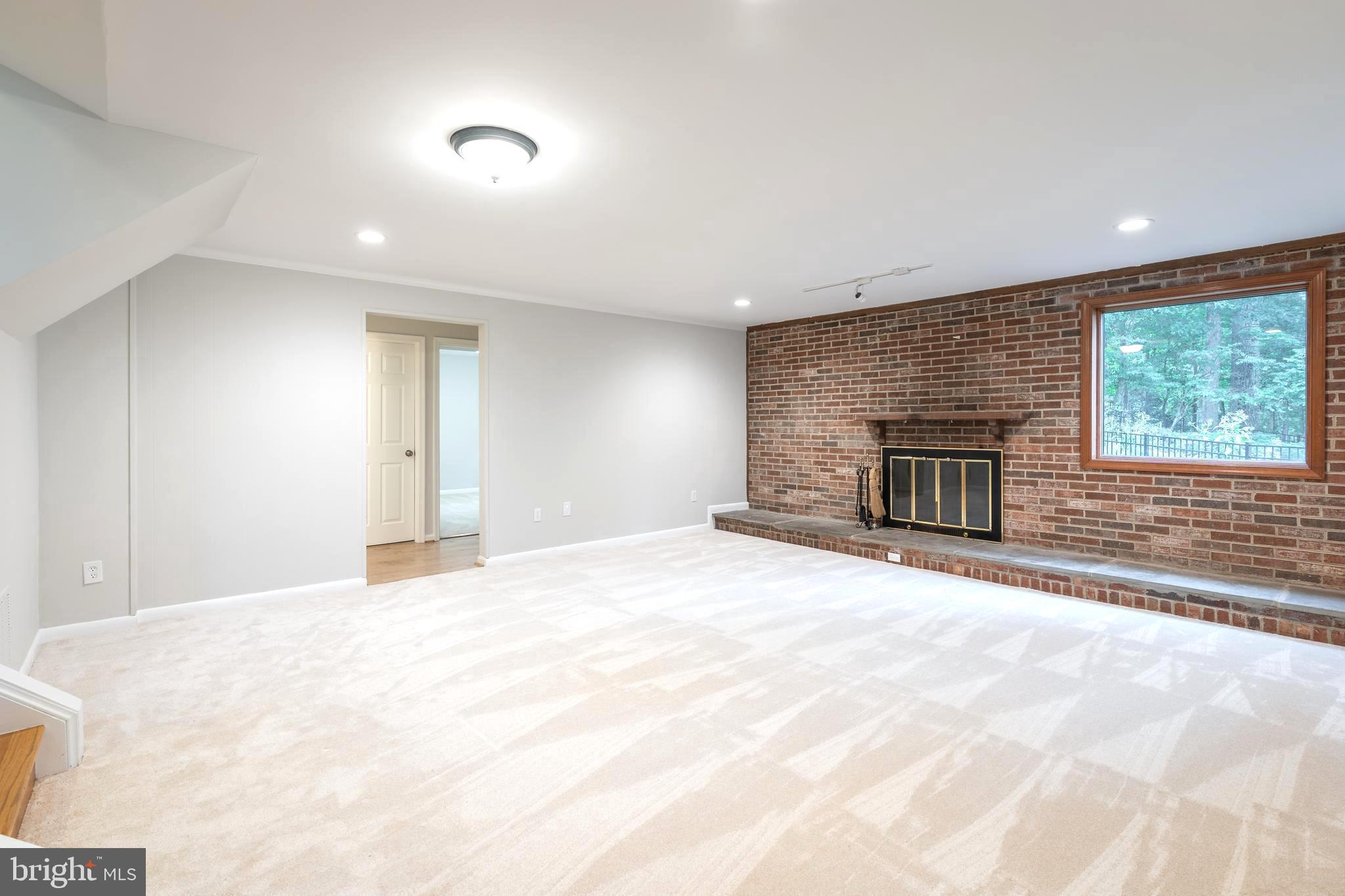 TANGLEWOOD - Residential