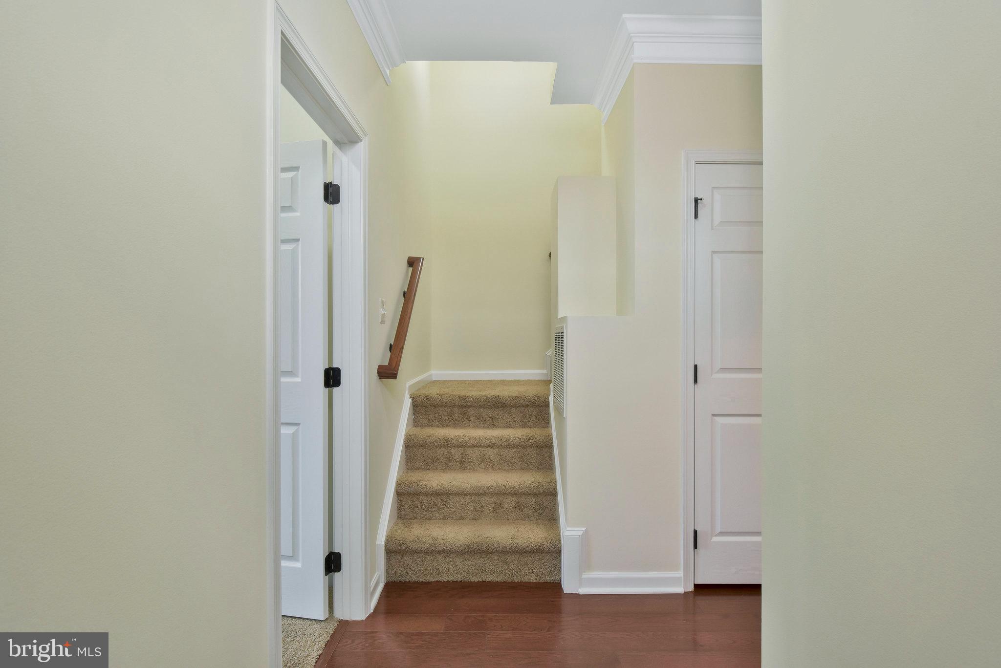 SOUTH RIDING - Residential