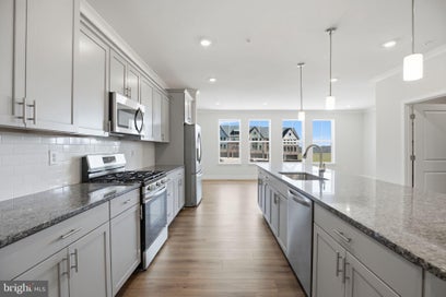 1236 CRESTED WOOD DRIVE LAUREL MD 20724