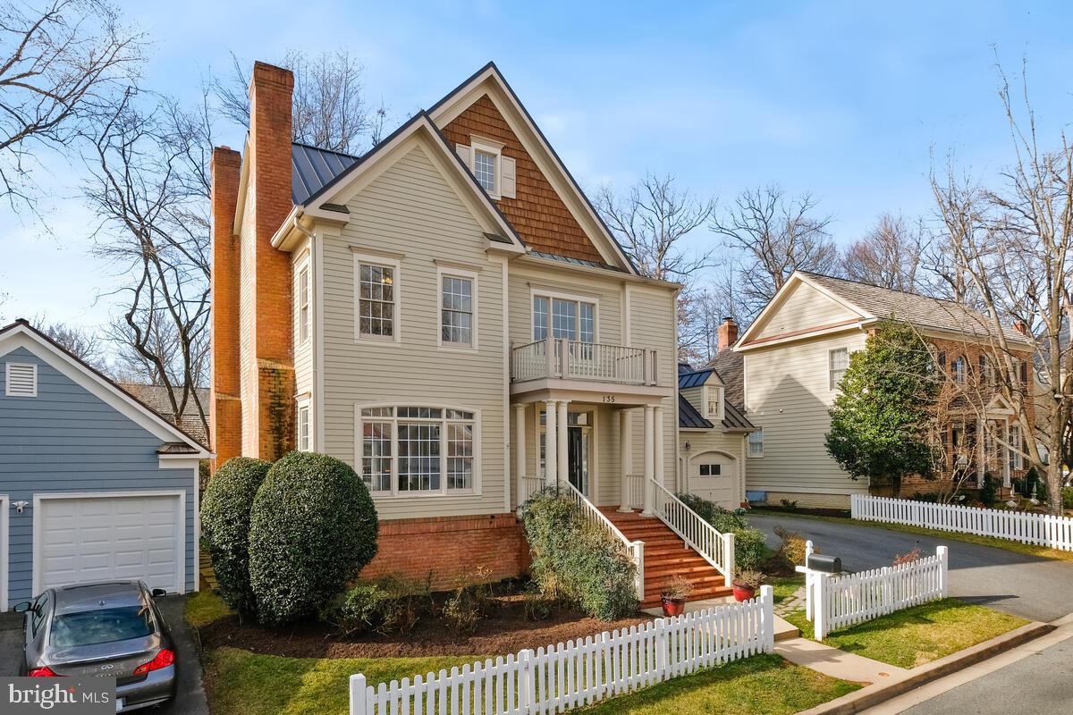 KENTLANDS - Residential