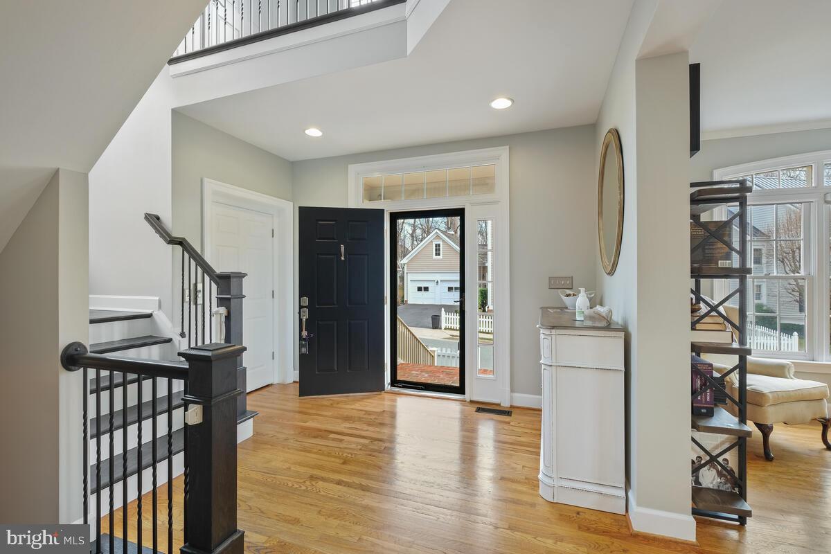 KENTLANDS - Residential