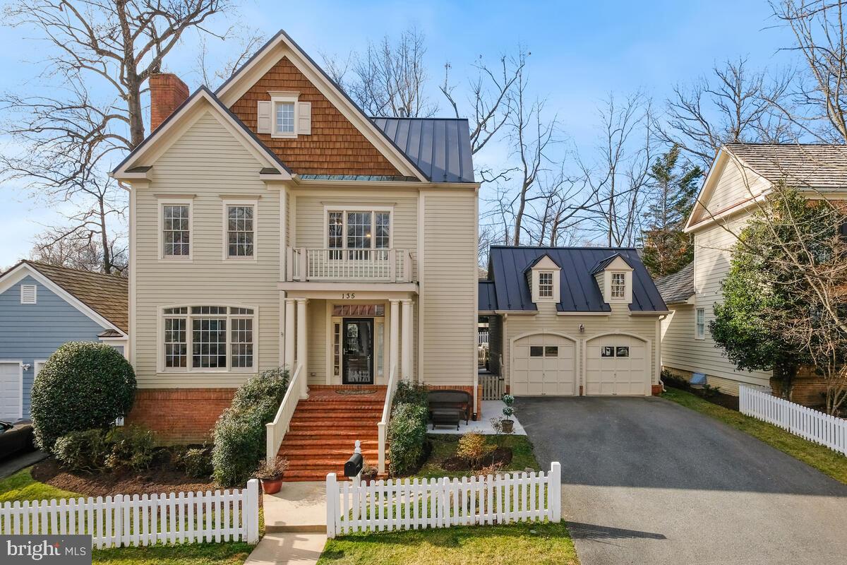 KENTLANDS - Residential