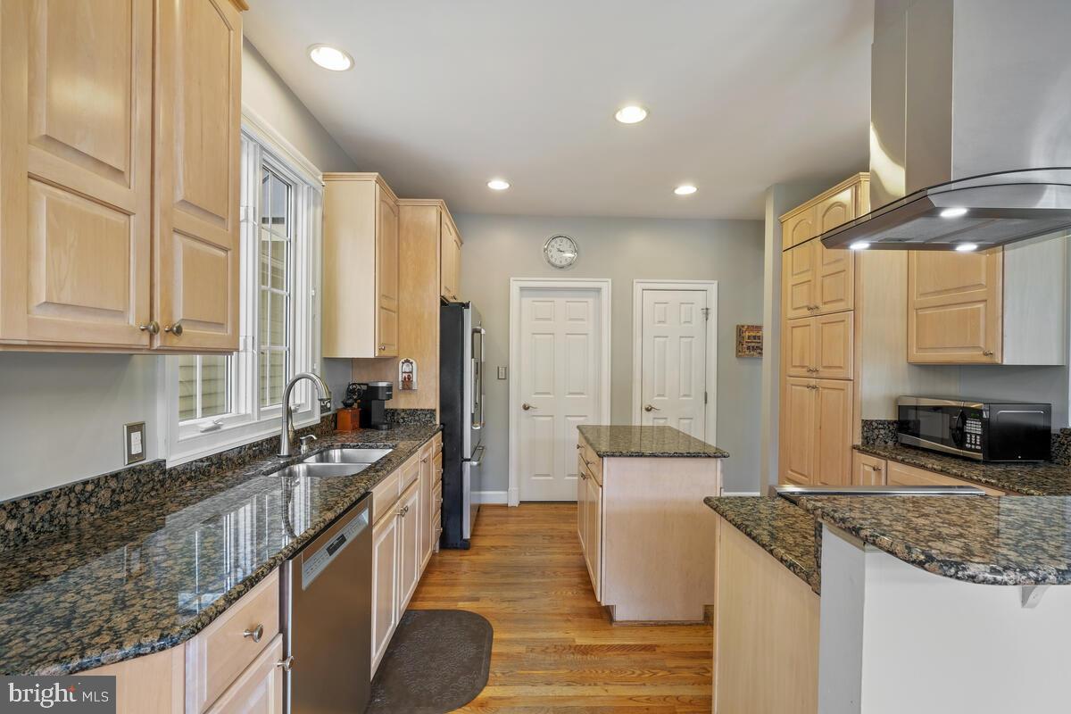 KENTLANDS - Residential