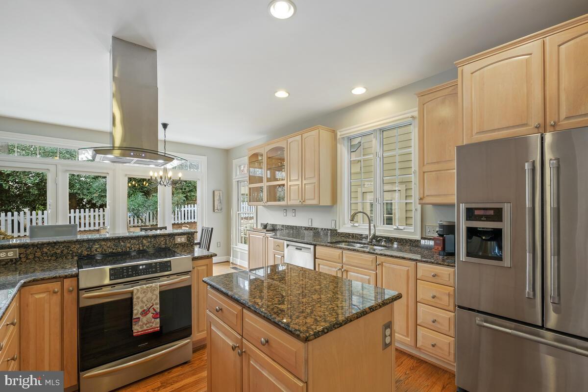 KENTLANDS - Residential