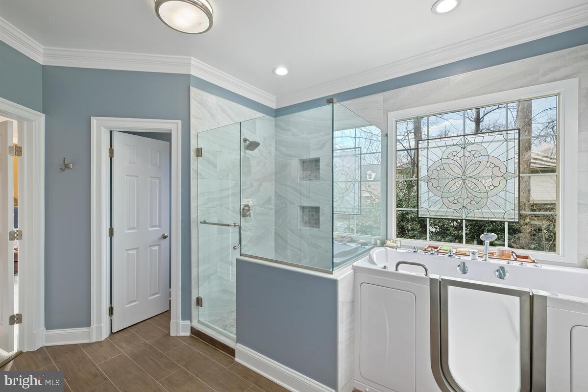 KENTLANDS - Residential