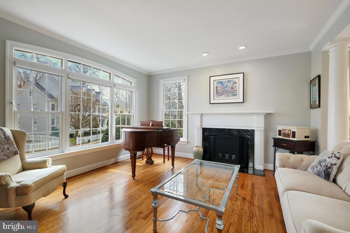 KENTLANDS - Residential