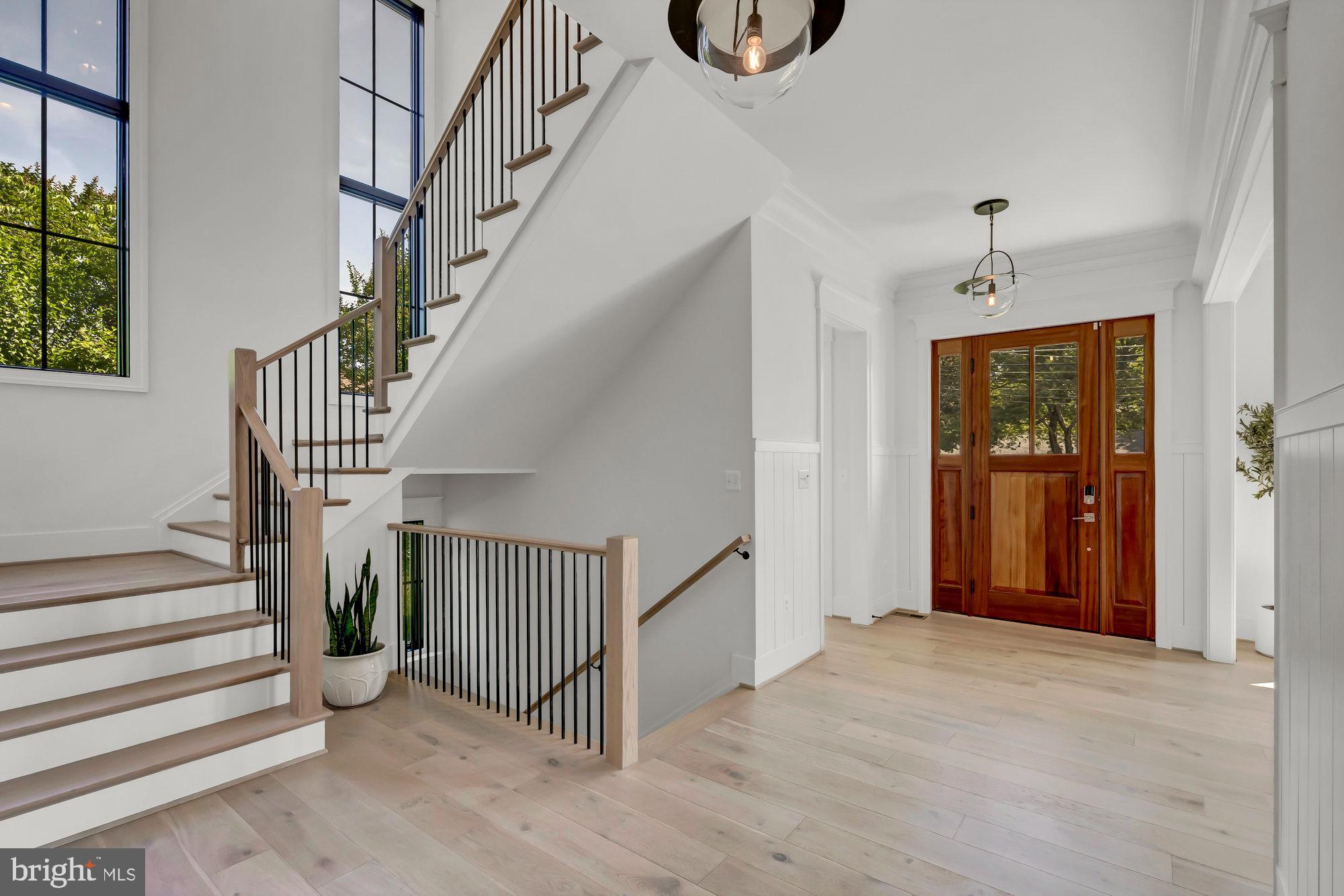 TOWN AND COUNTRY GARDENS - Residential