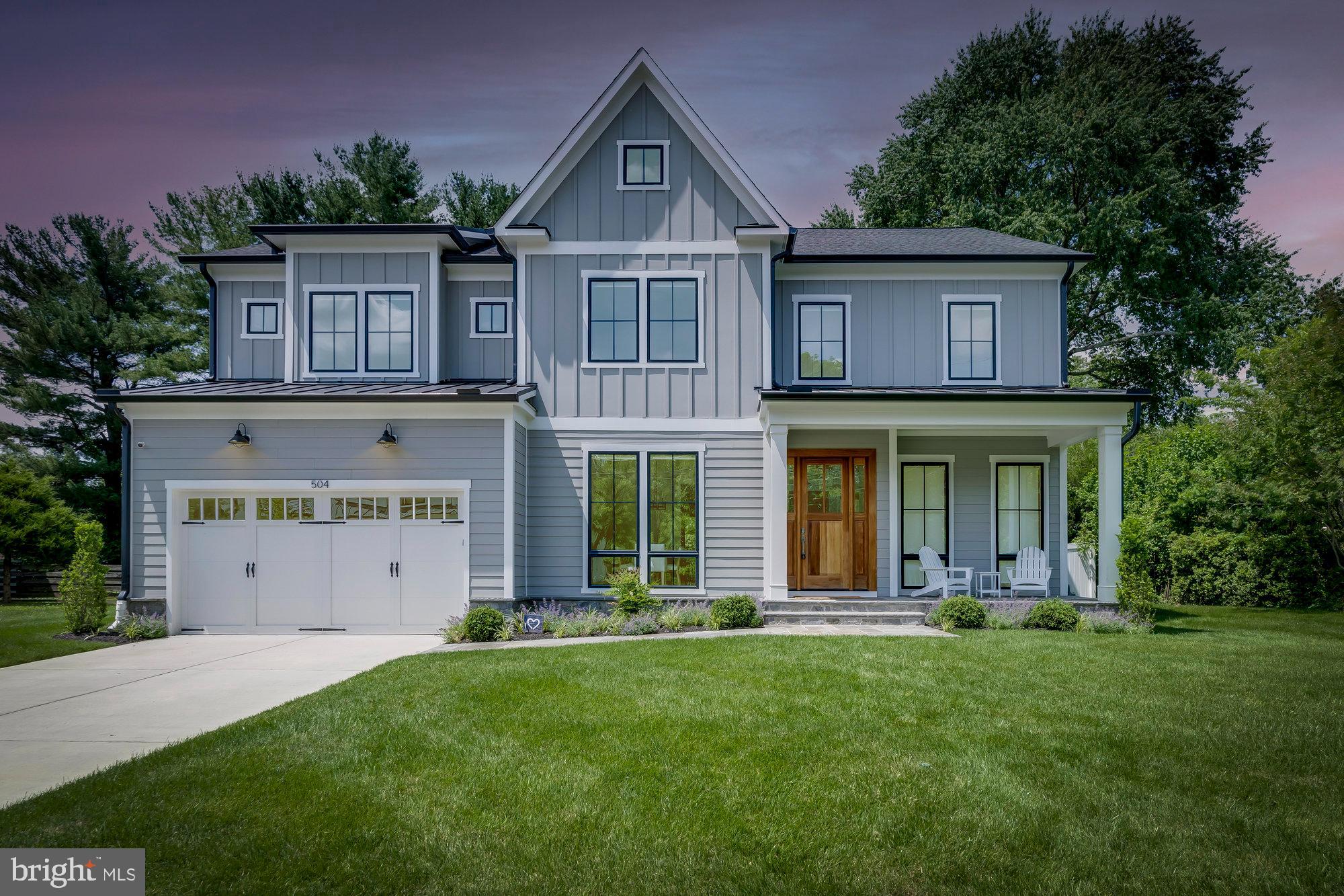 TOWN AND COUNTRY GARDENS - Residential