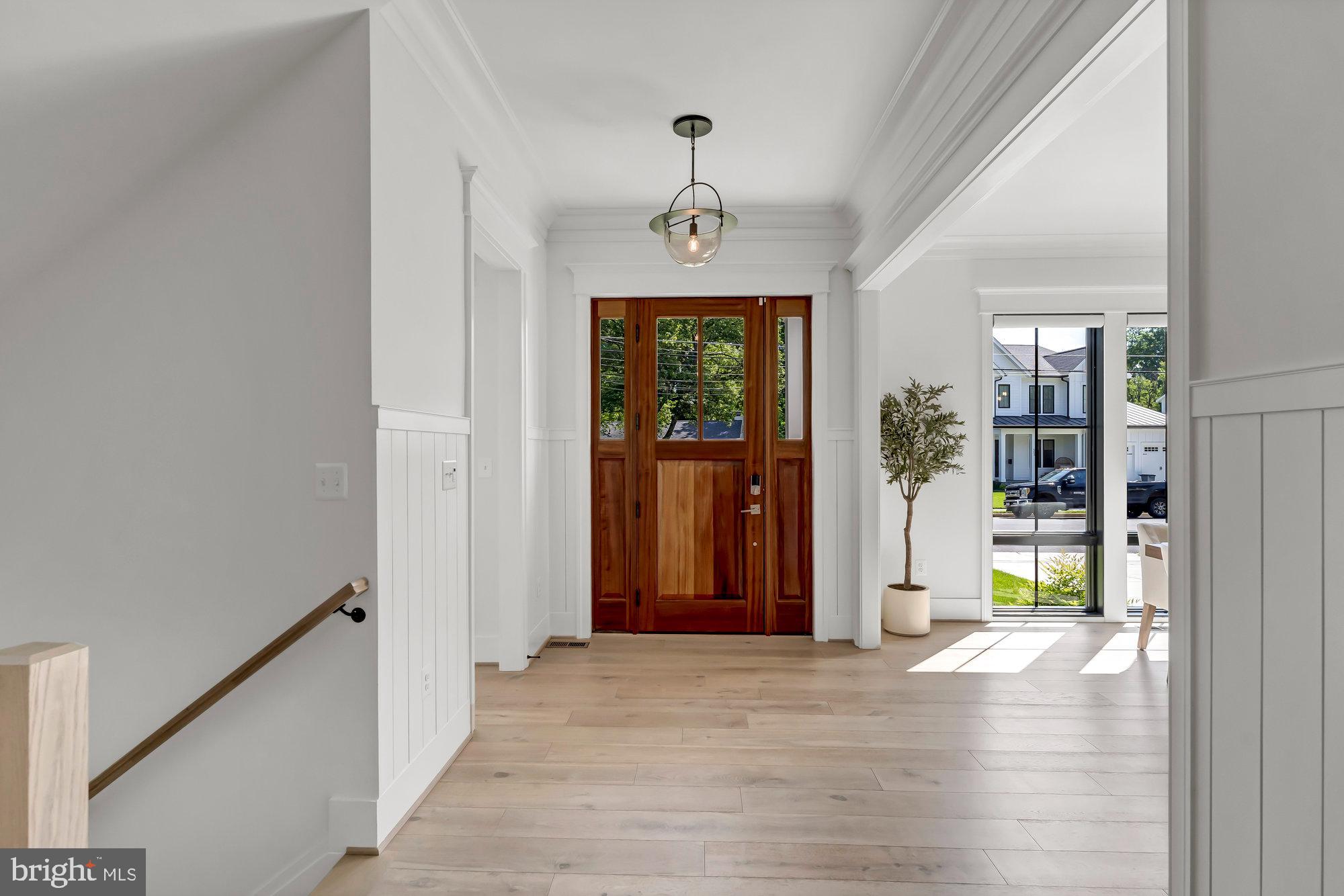 TOWN AND COUNTRY GARDENS - Residential