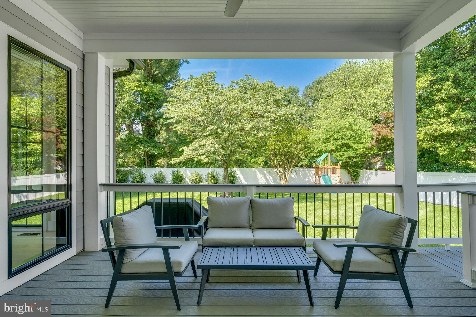 TOWN AND COUNTRY GARDENS - Residential